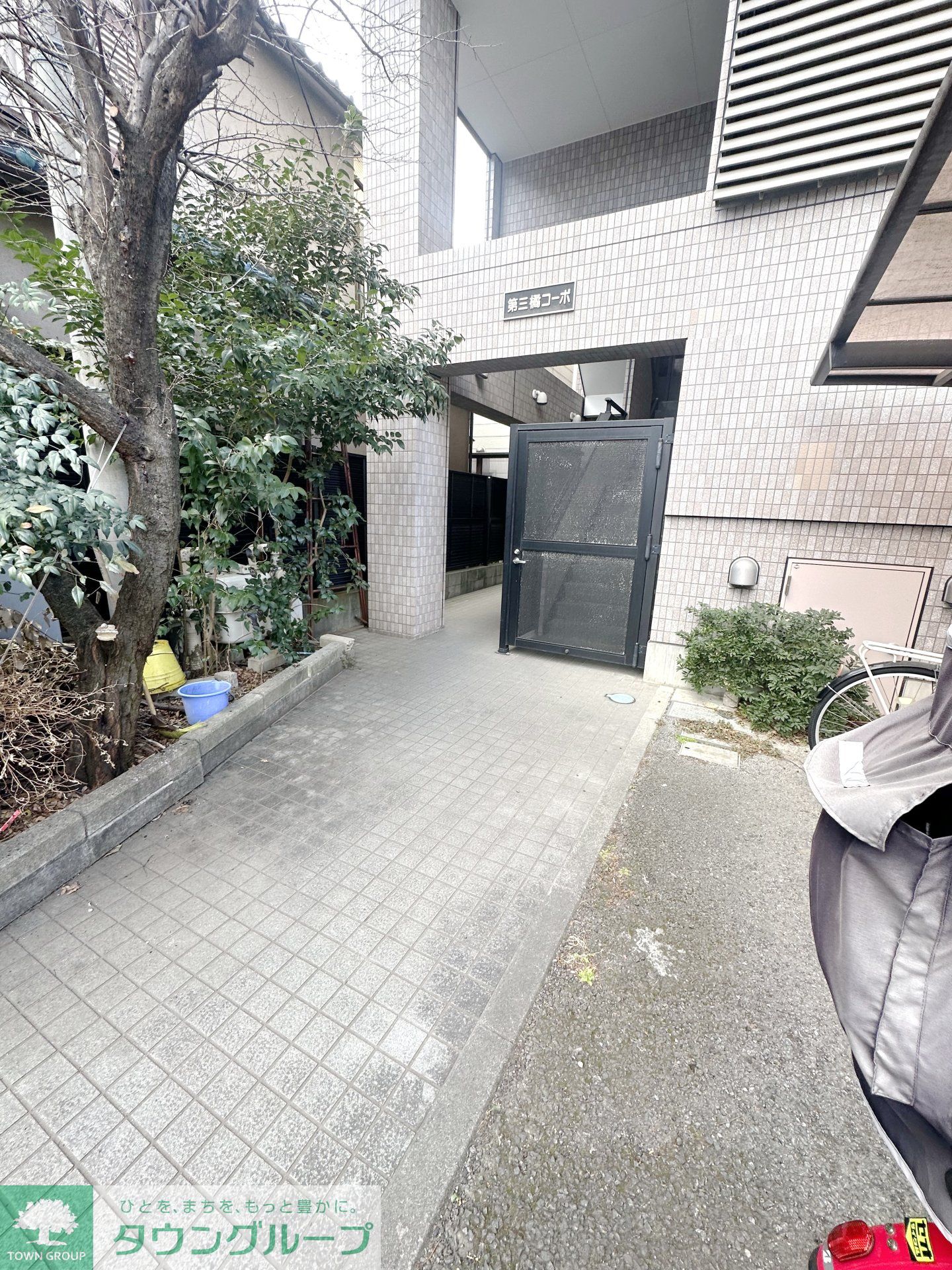 建物エントランス