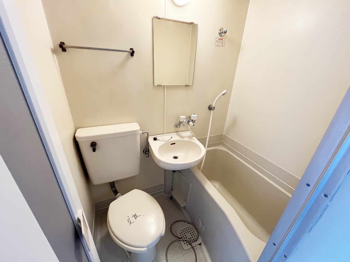 シャワールーム