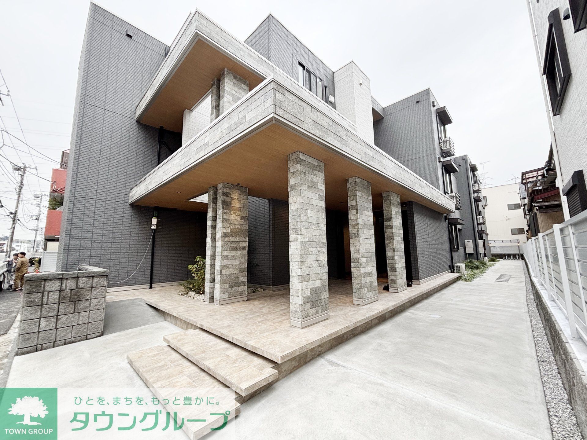 建物エントランス