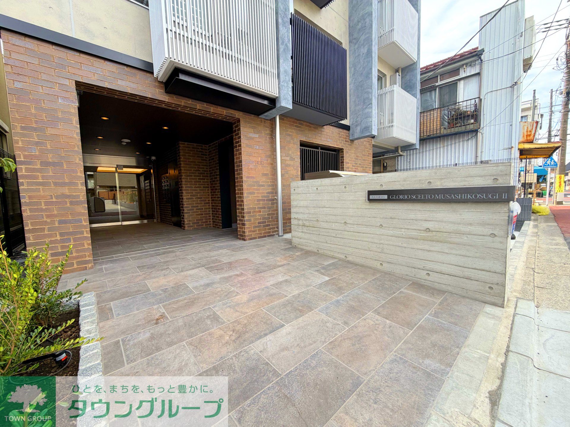 建物エントランス