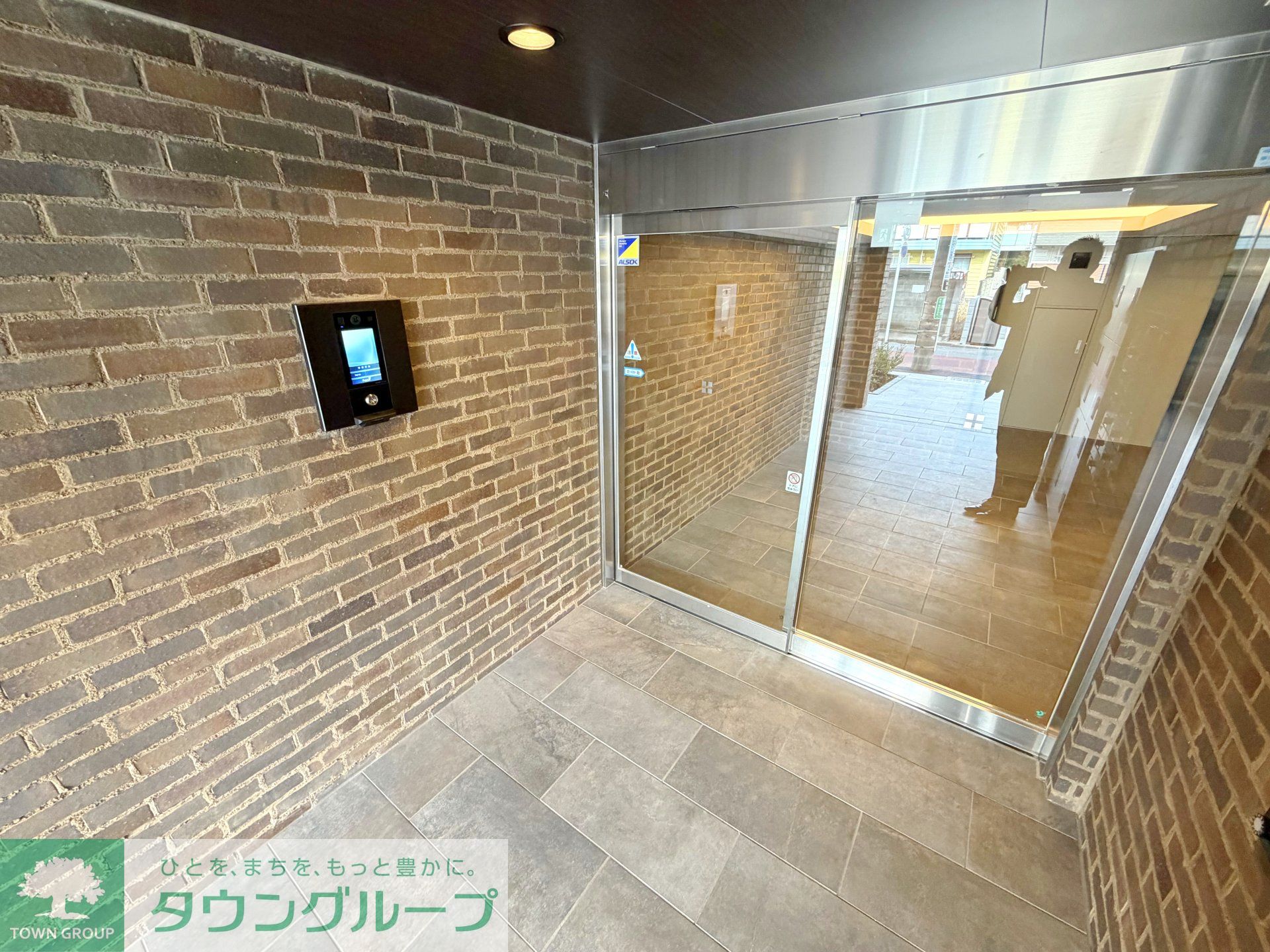 建物エントランス