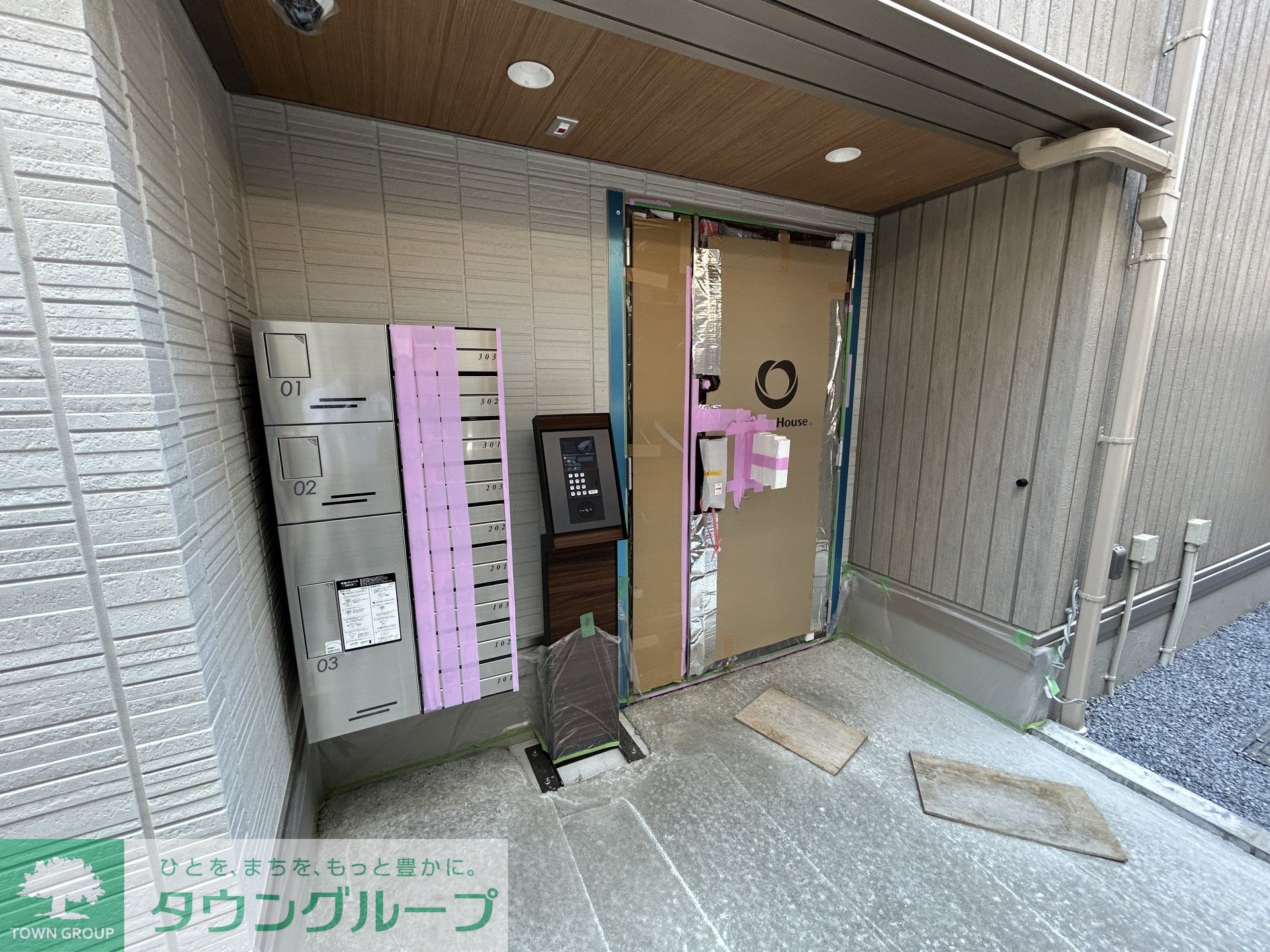 建物エントランス