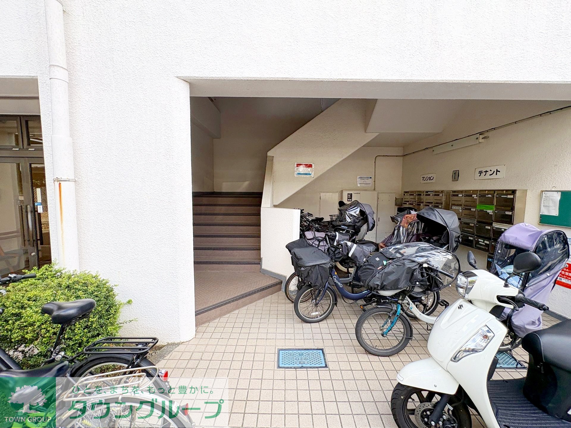 建物エントランス