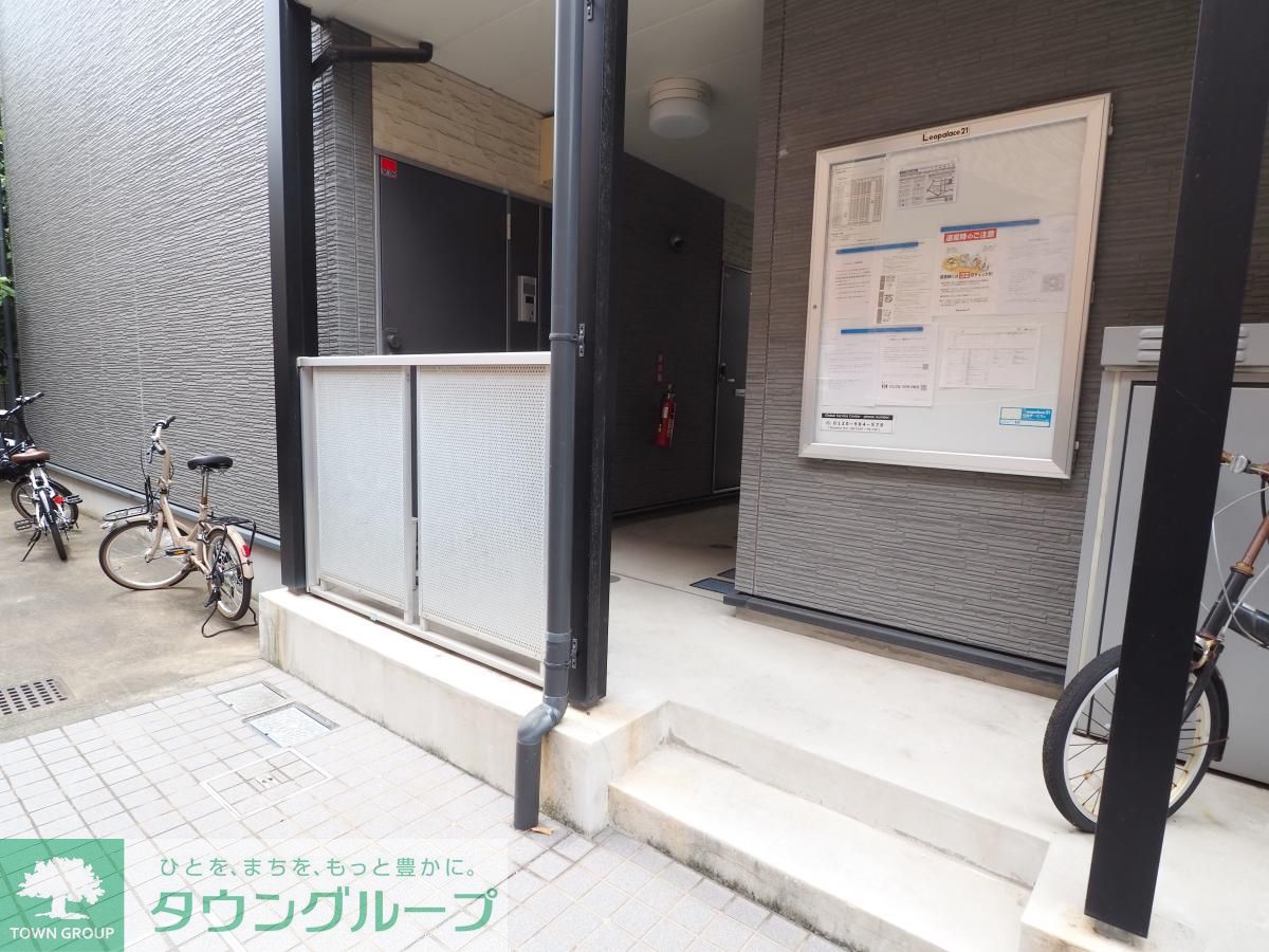建物エントランス