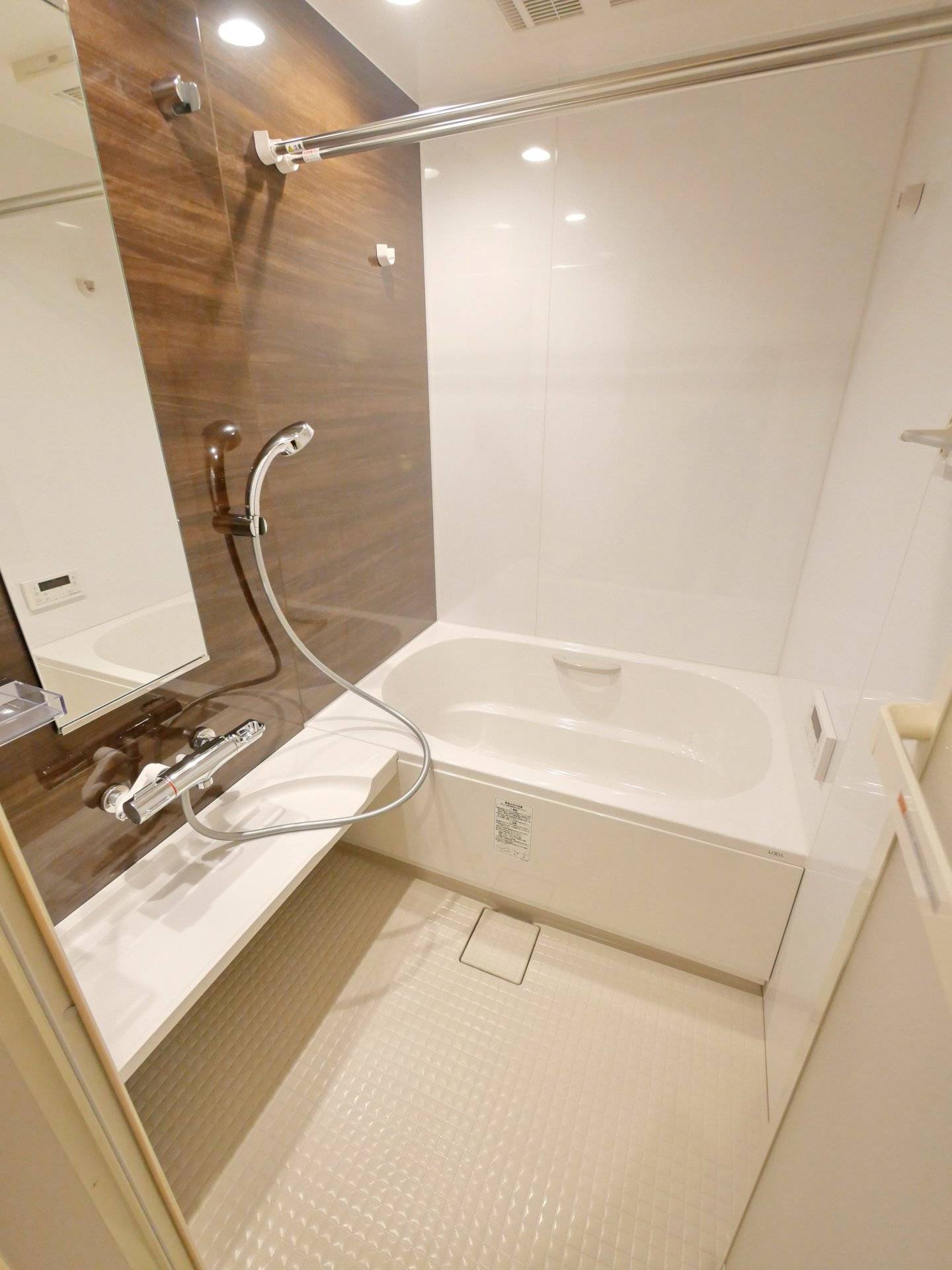 シャワールーム