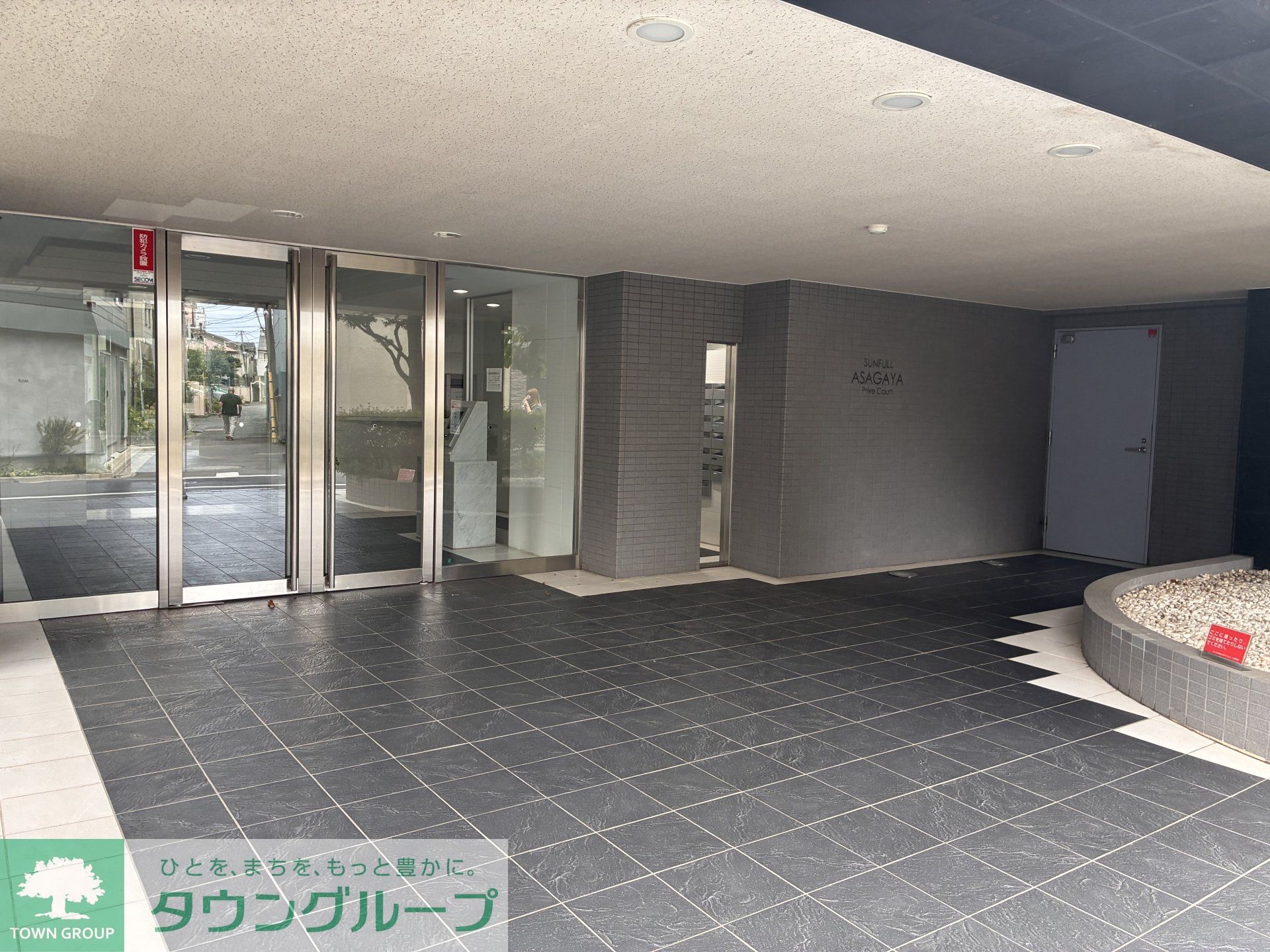建物エントランス