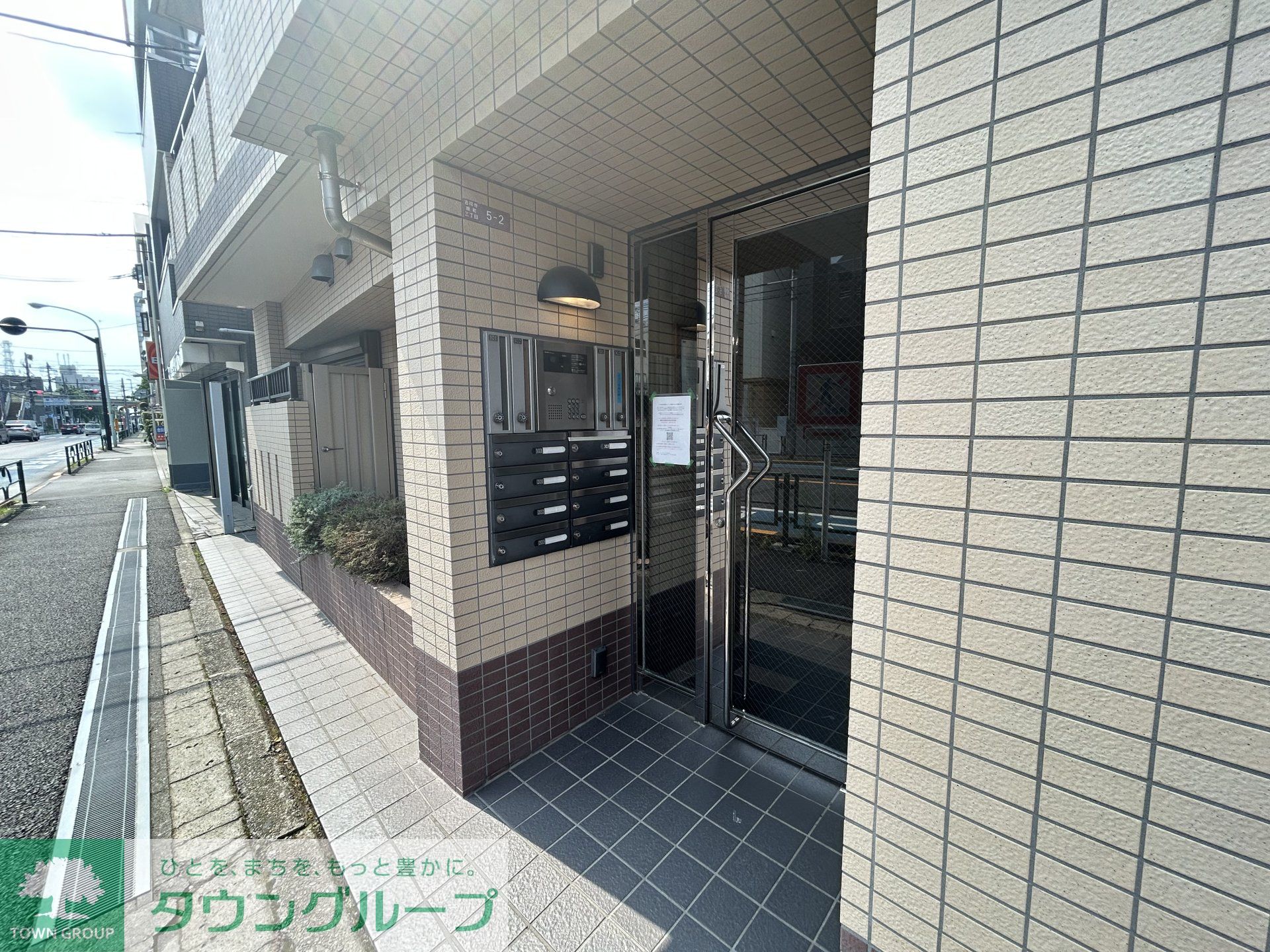 建物エントランス