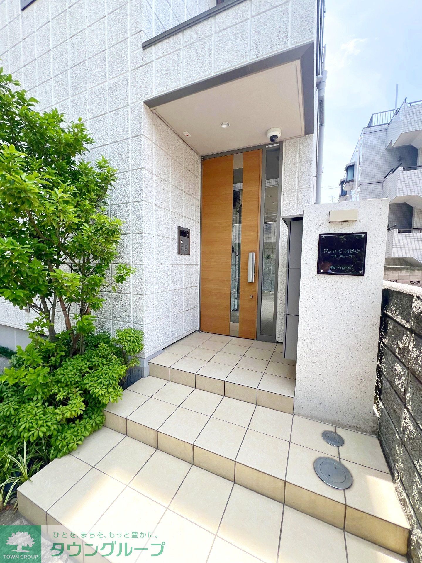 建物エントランス