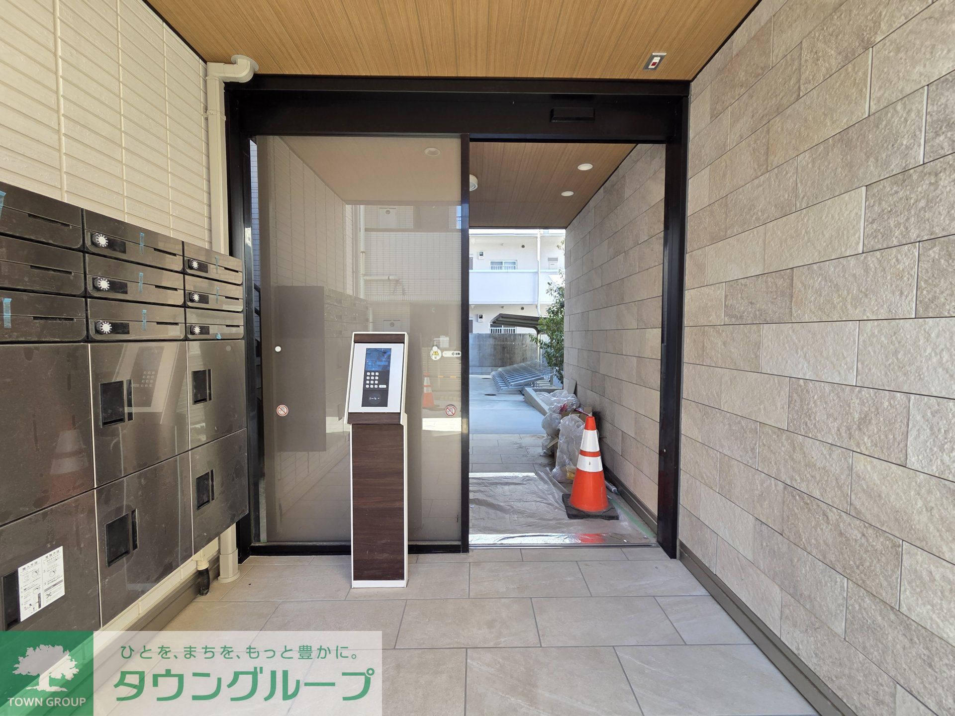 建物エントランス