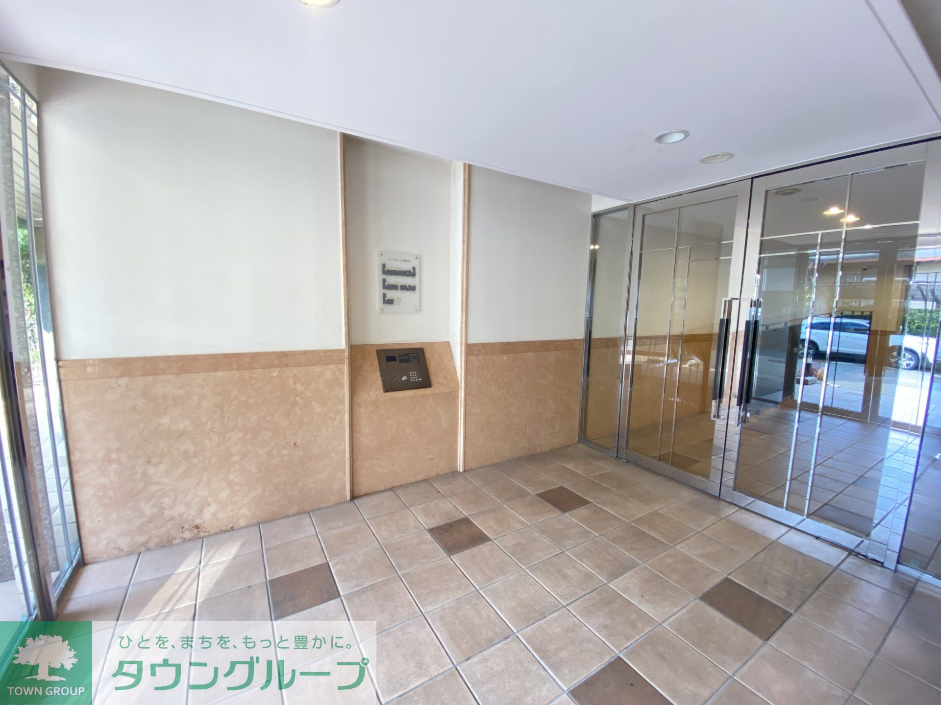 建物エントランス