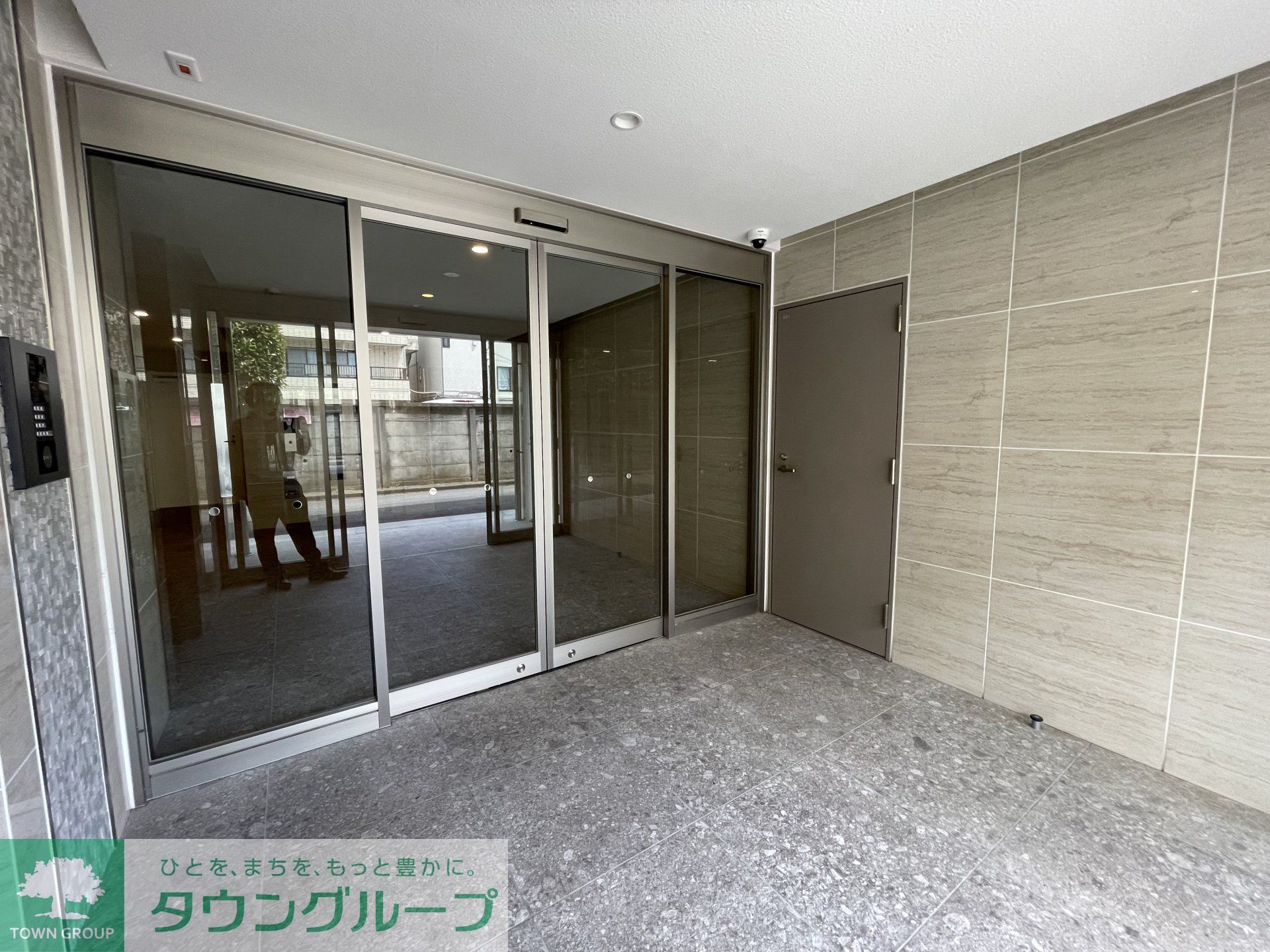 建物エントランス