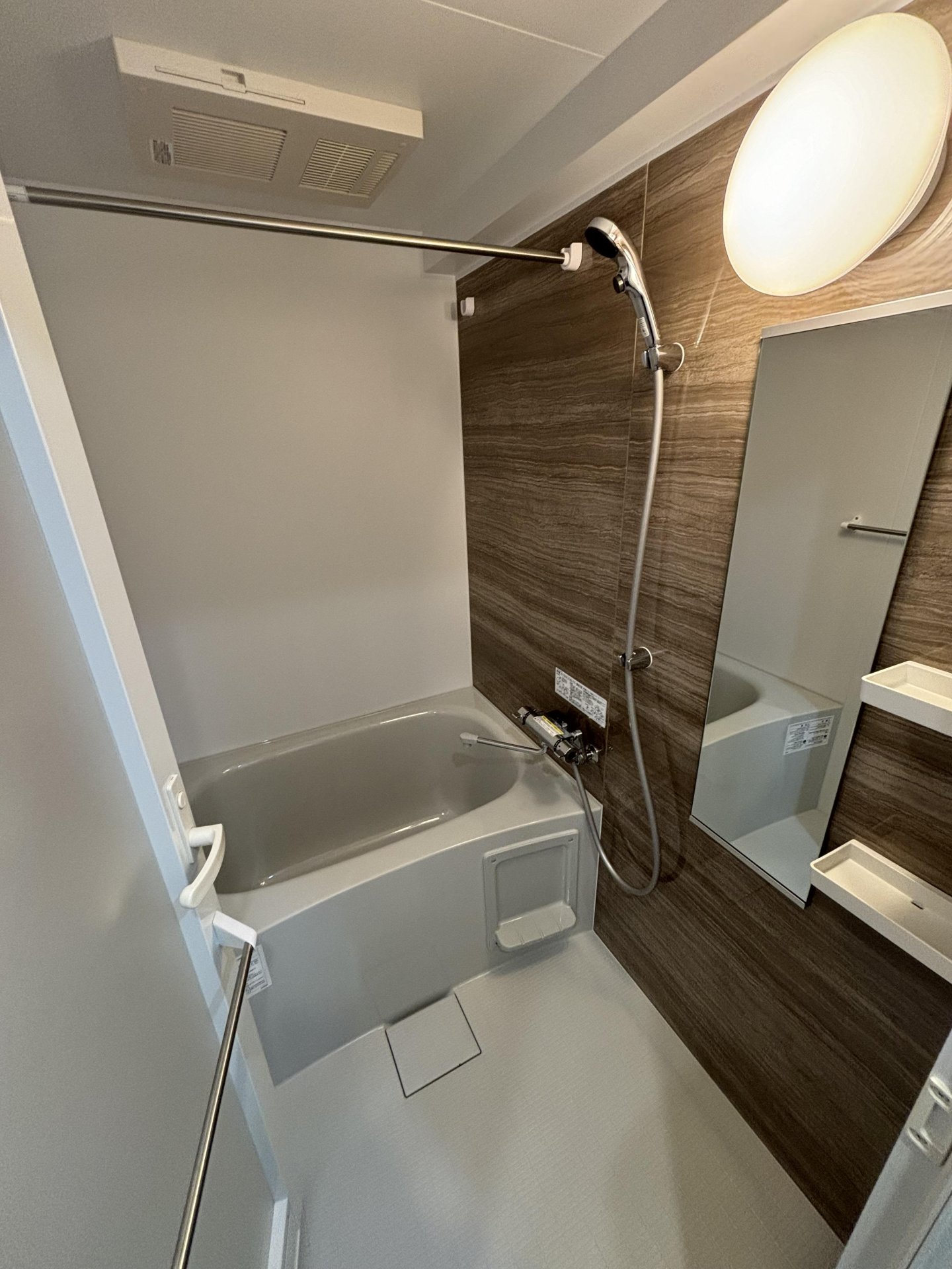 シャワールーム