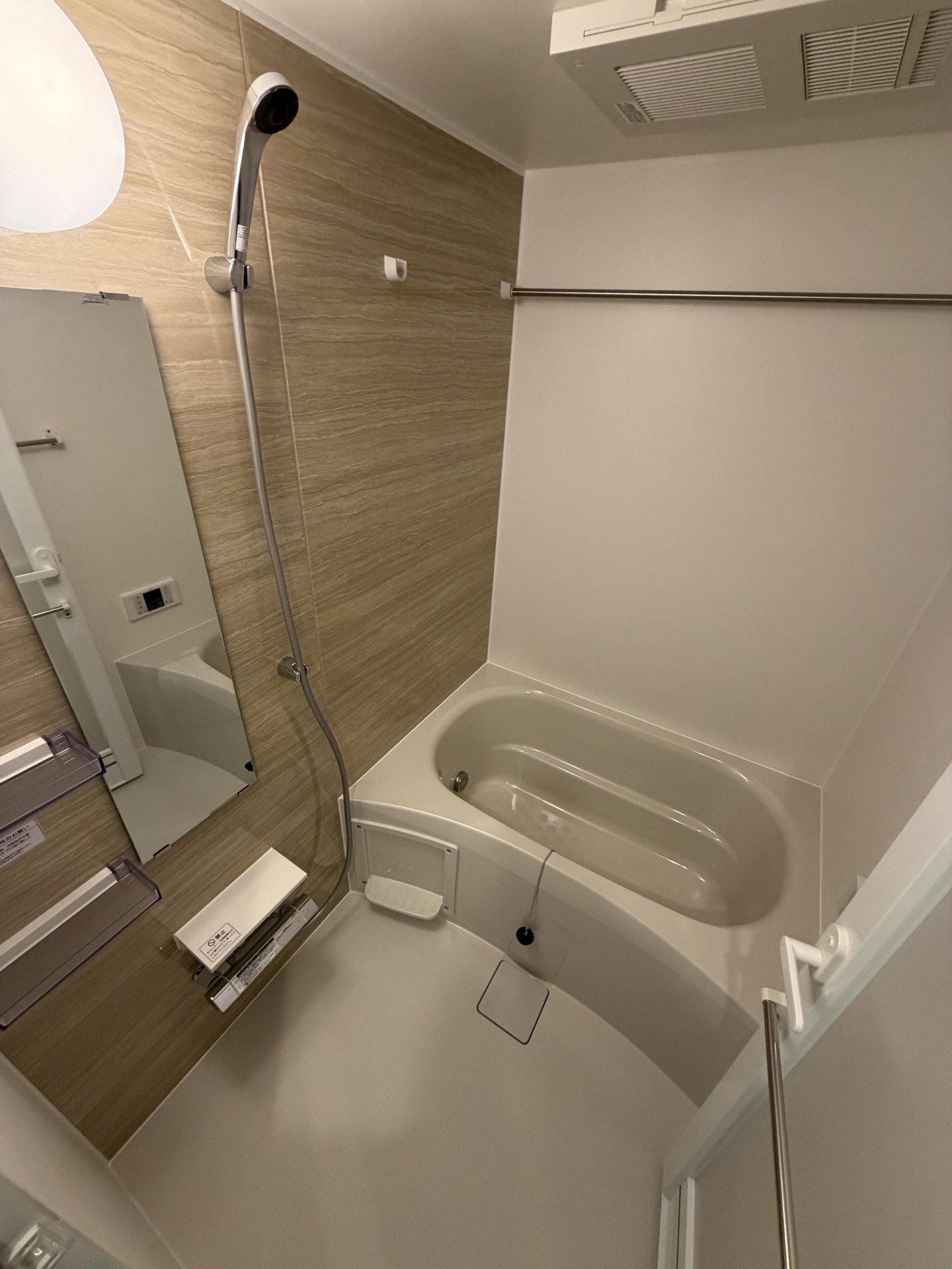 シャワールーム