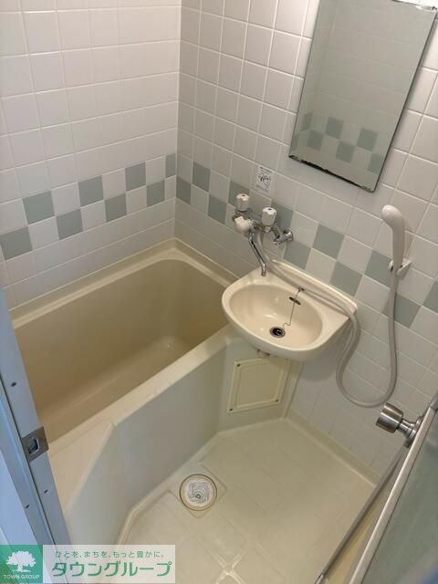 シャワールーム