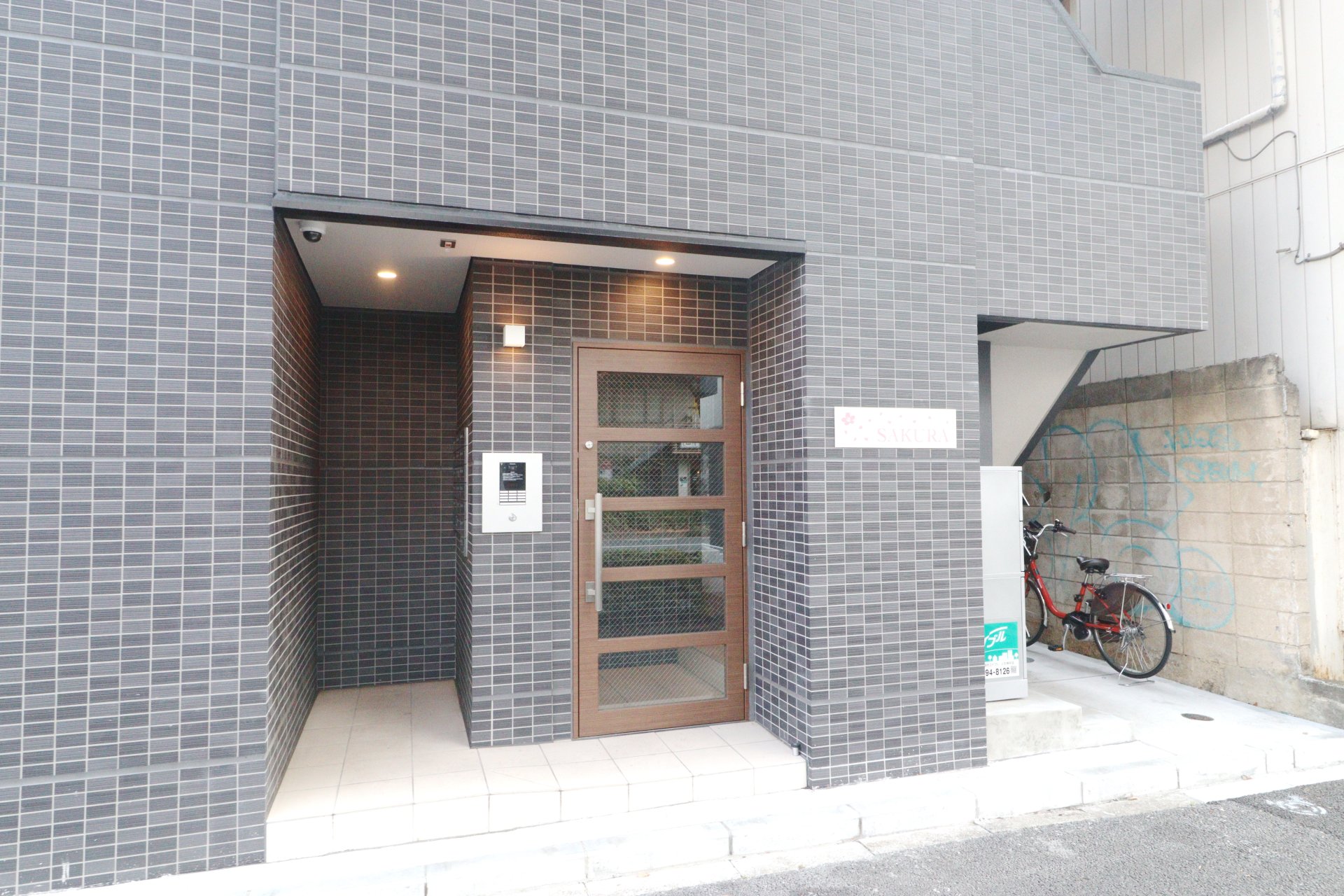 建物エントランス