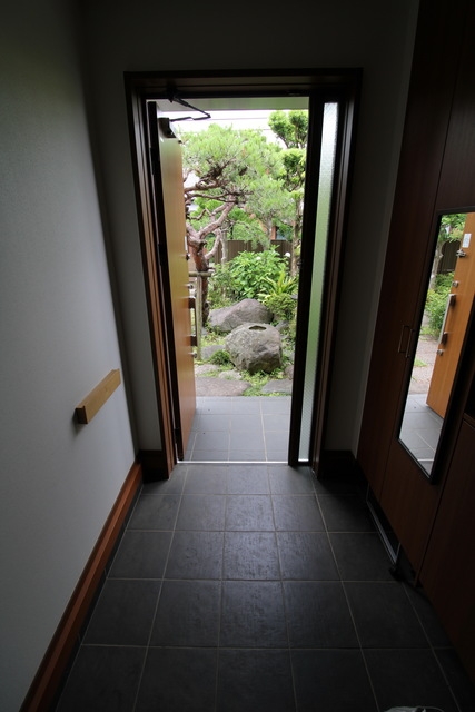 玄関