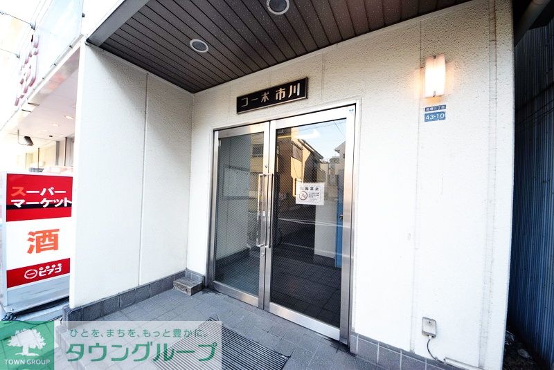 建物エントランス