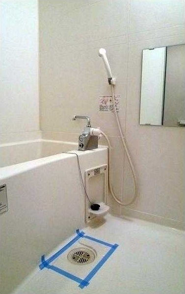 シャワールーム