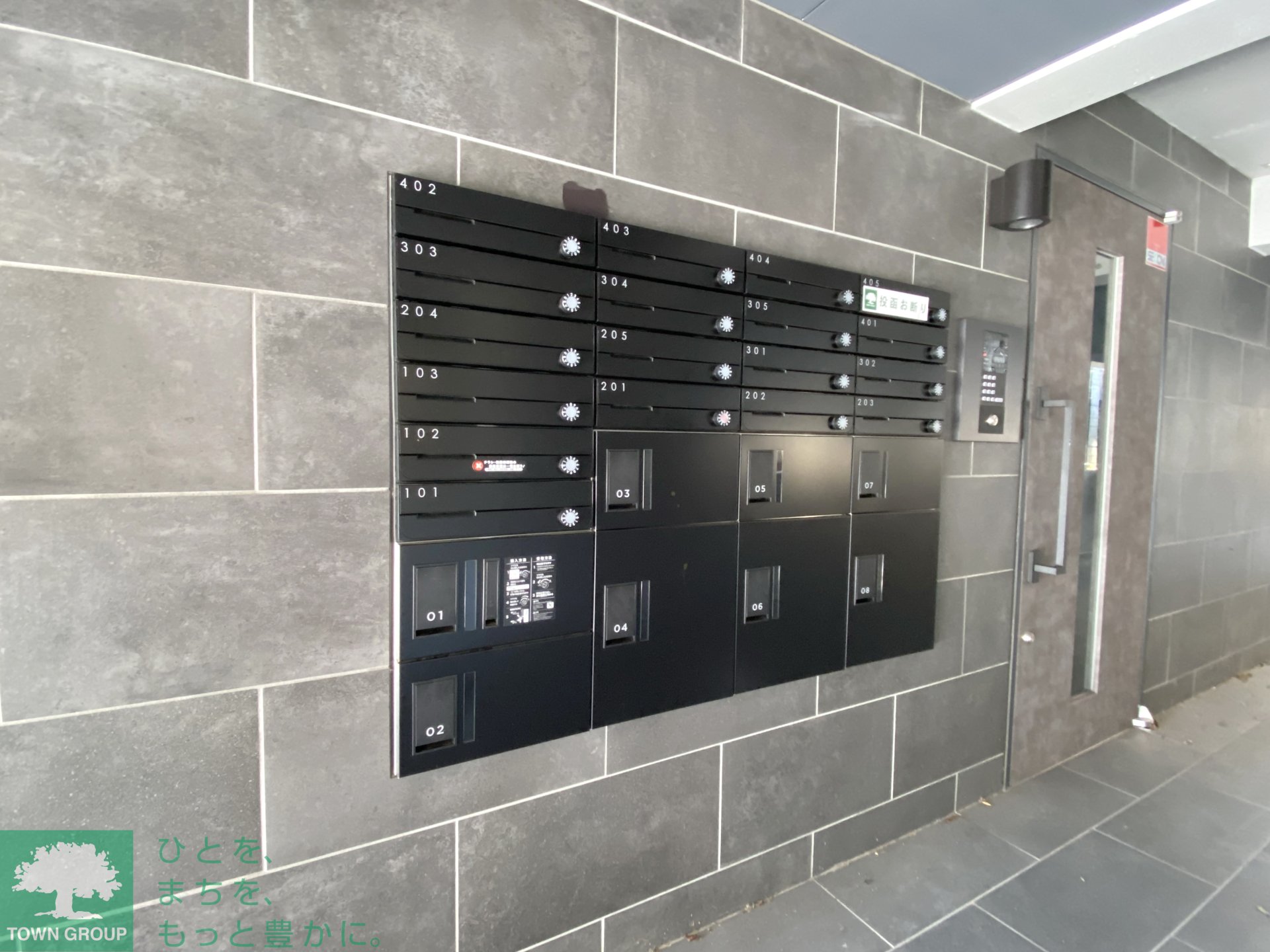 建物エントランス