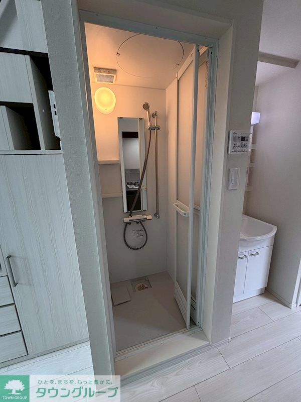 シャワールーム