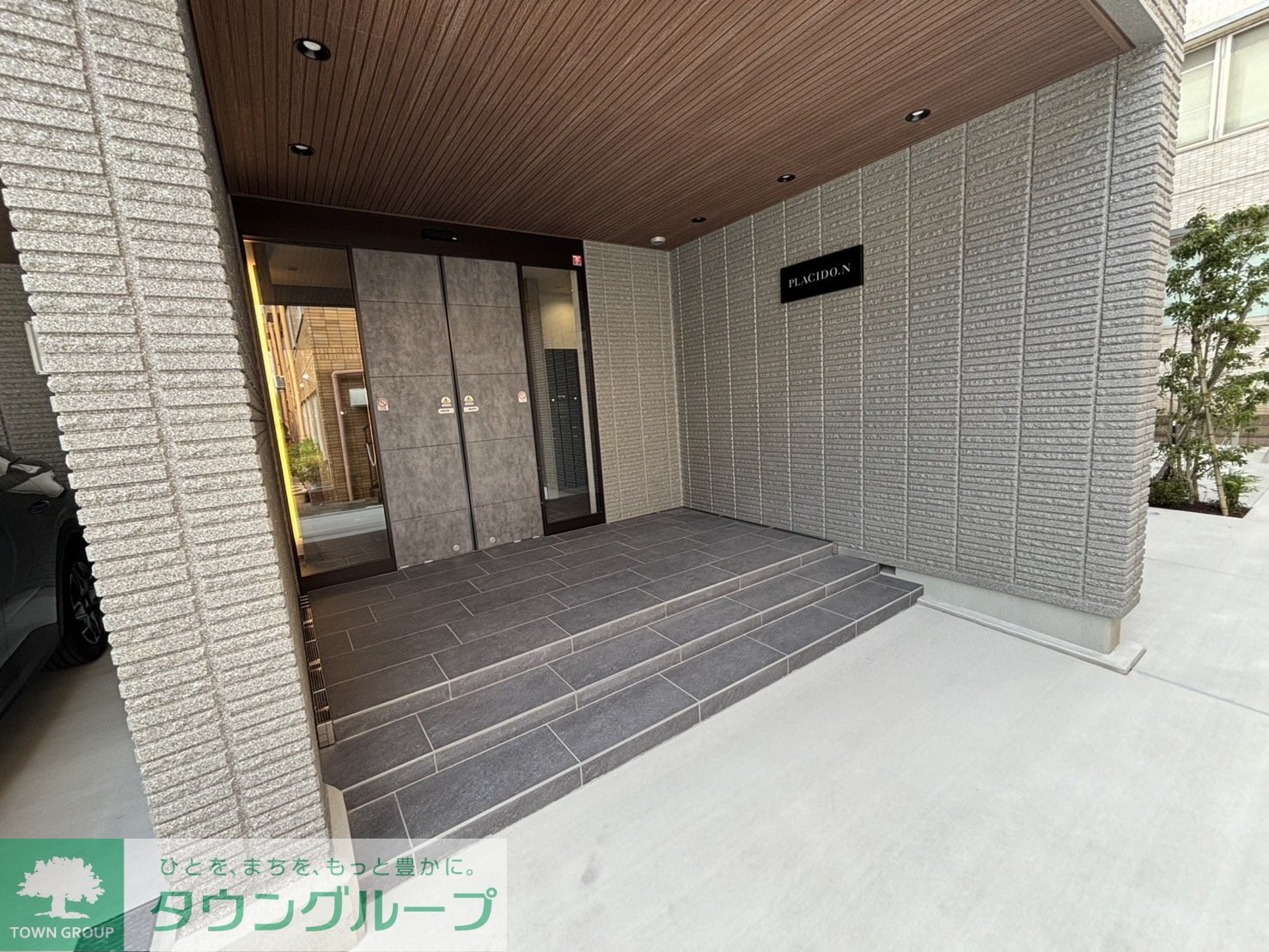 建物エントランス