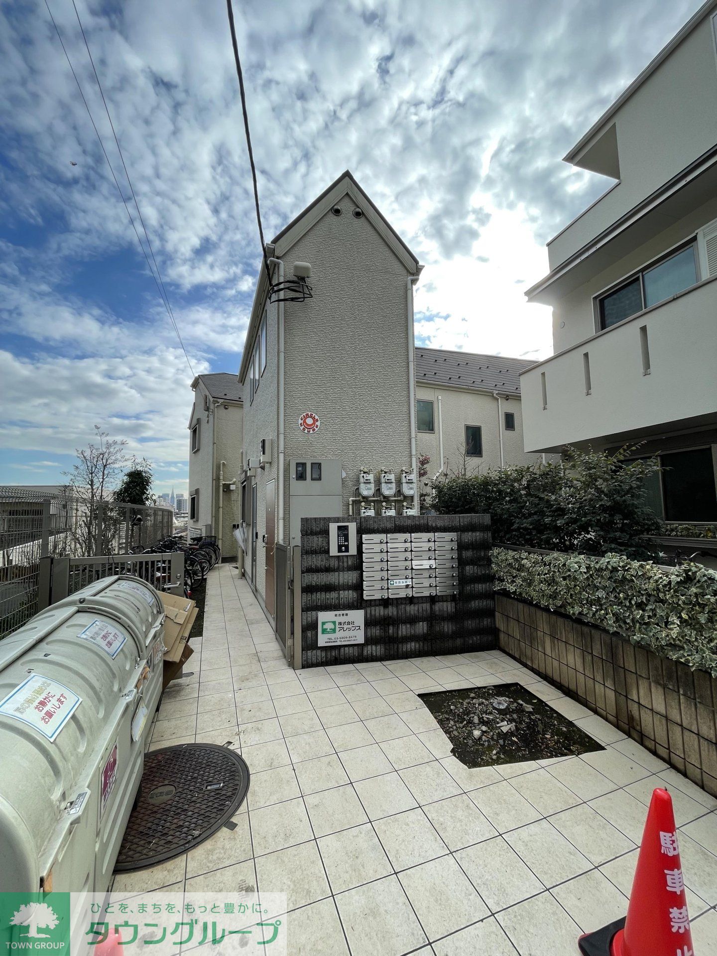 建物エントランス