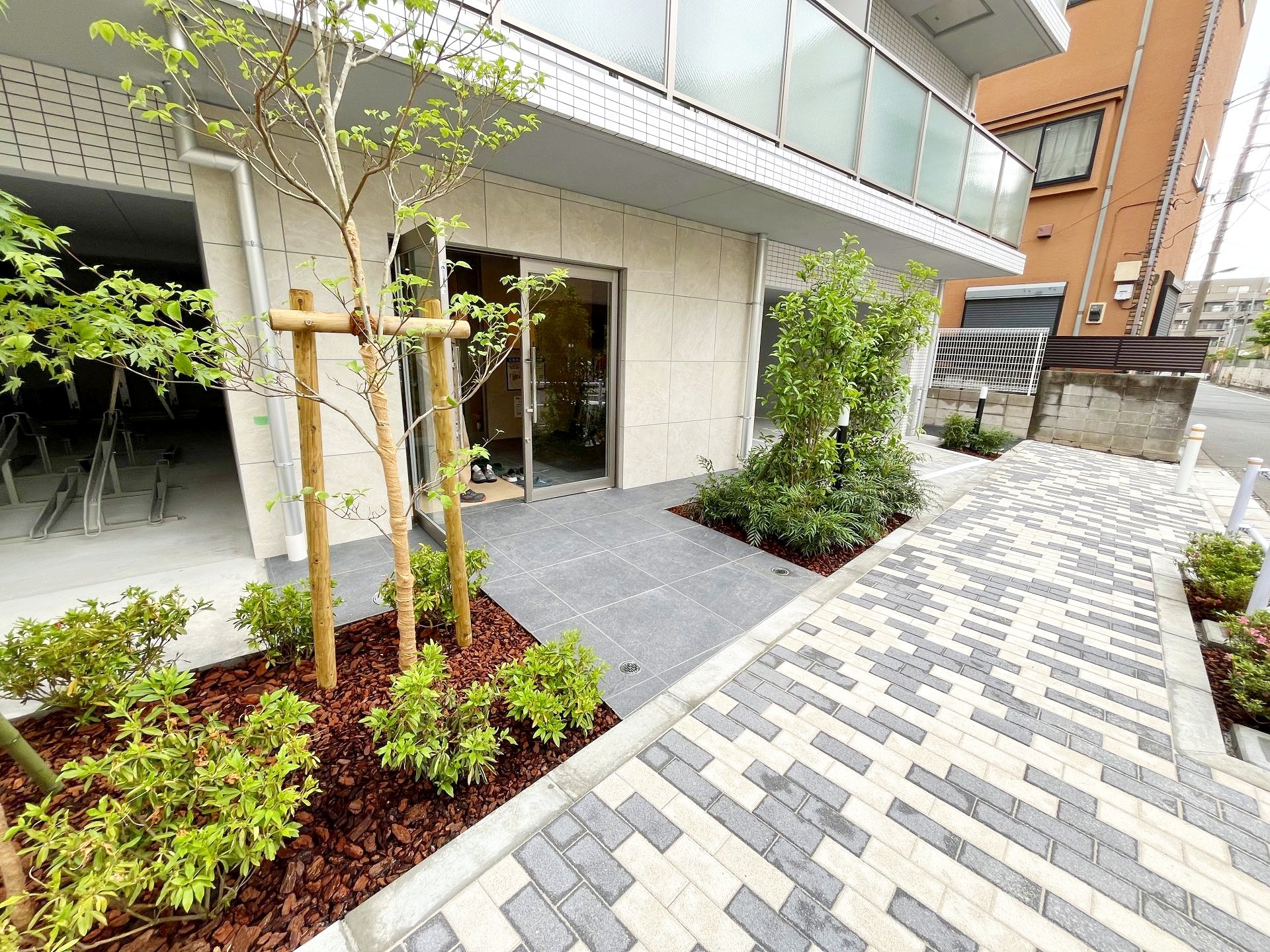 建物エントランス