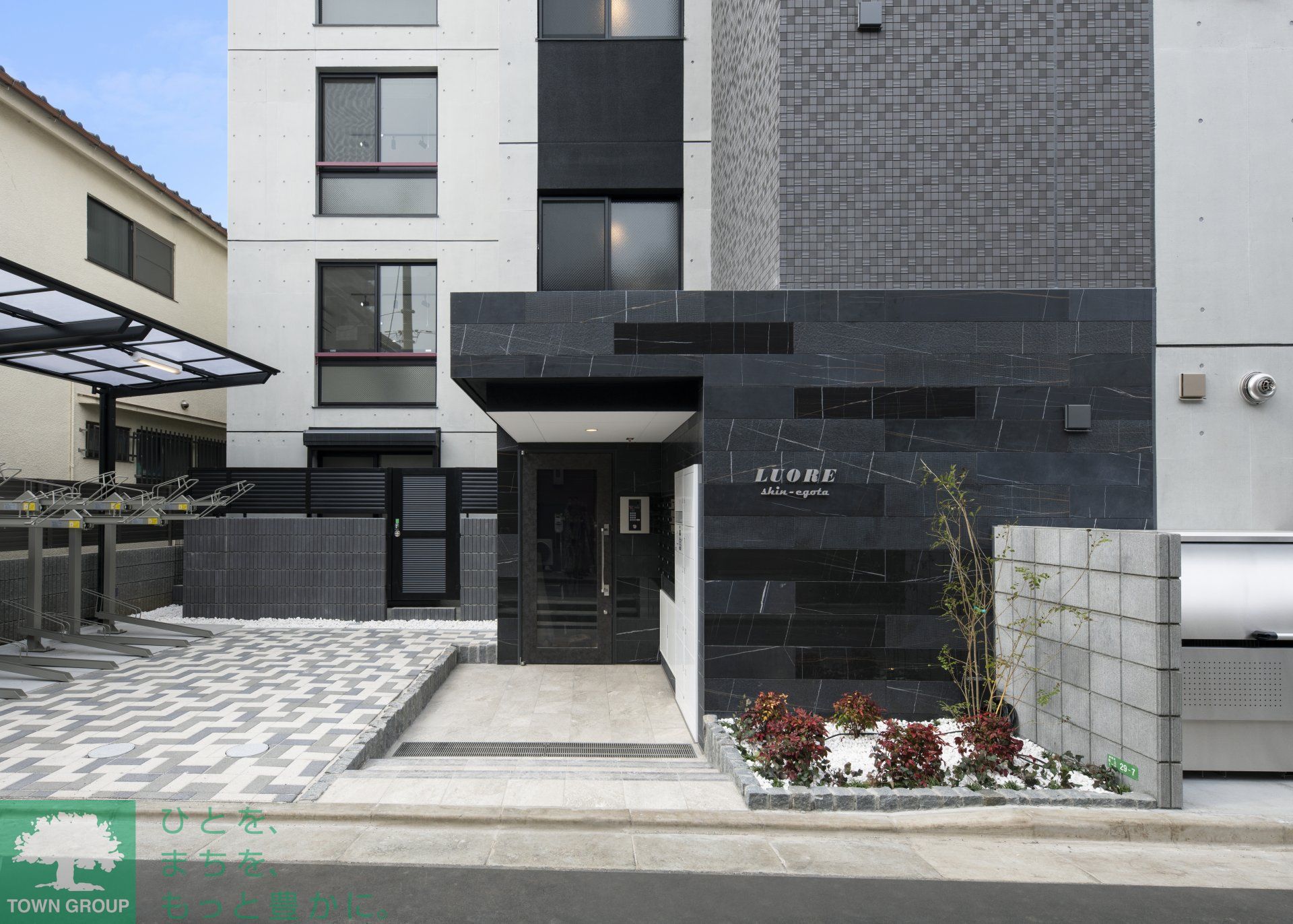 建物エントランス