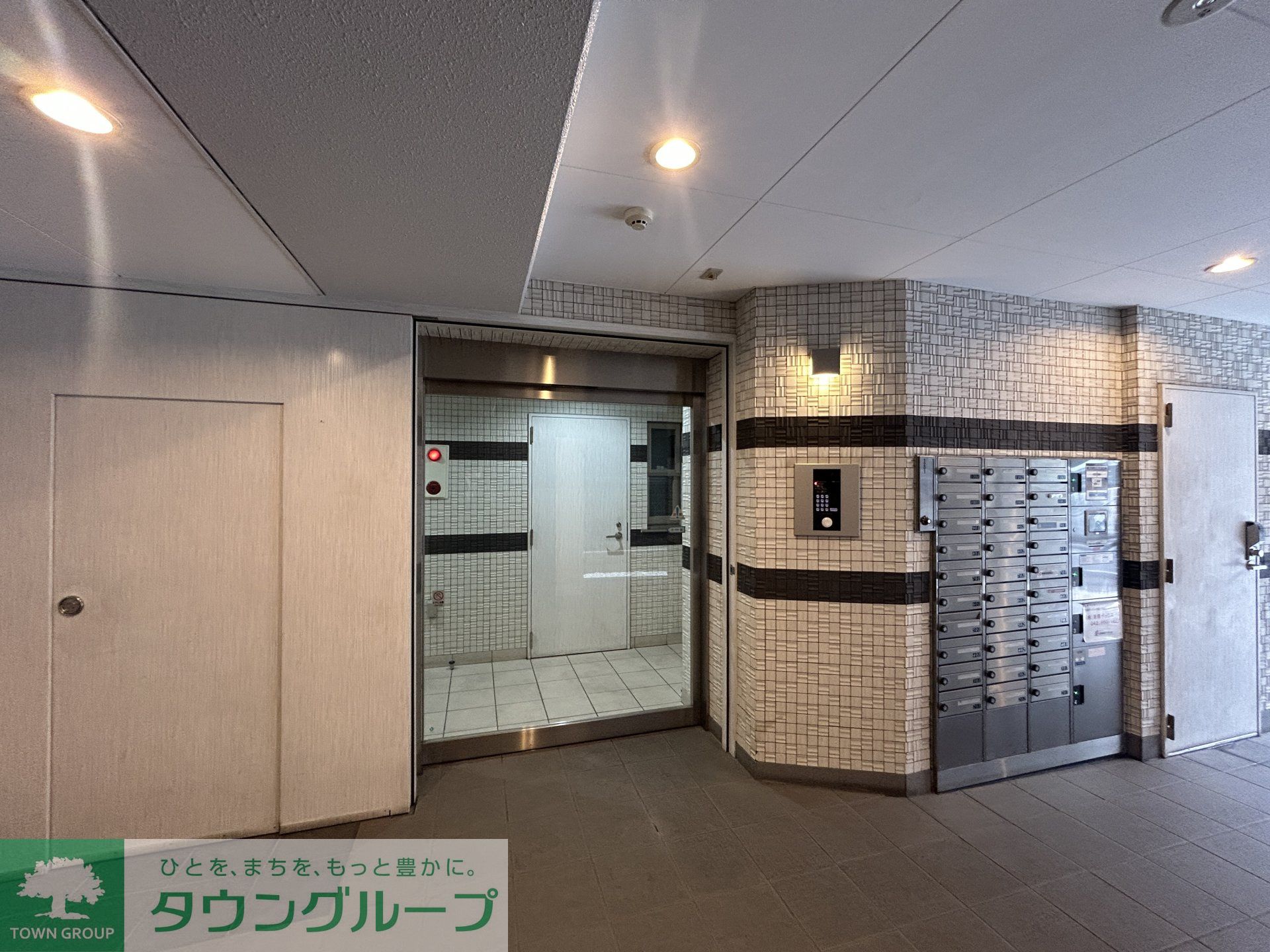 建物エントランス