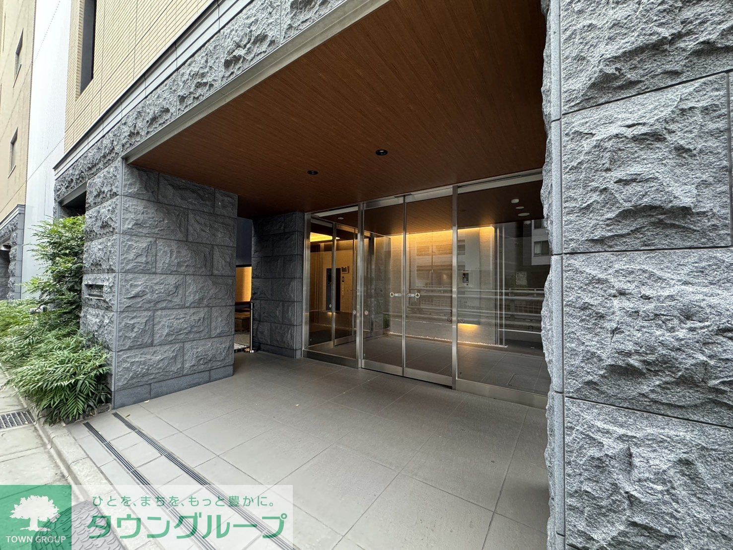 建物エントランス