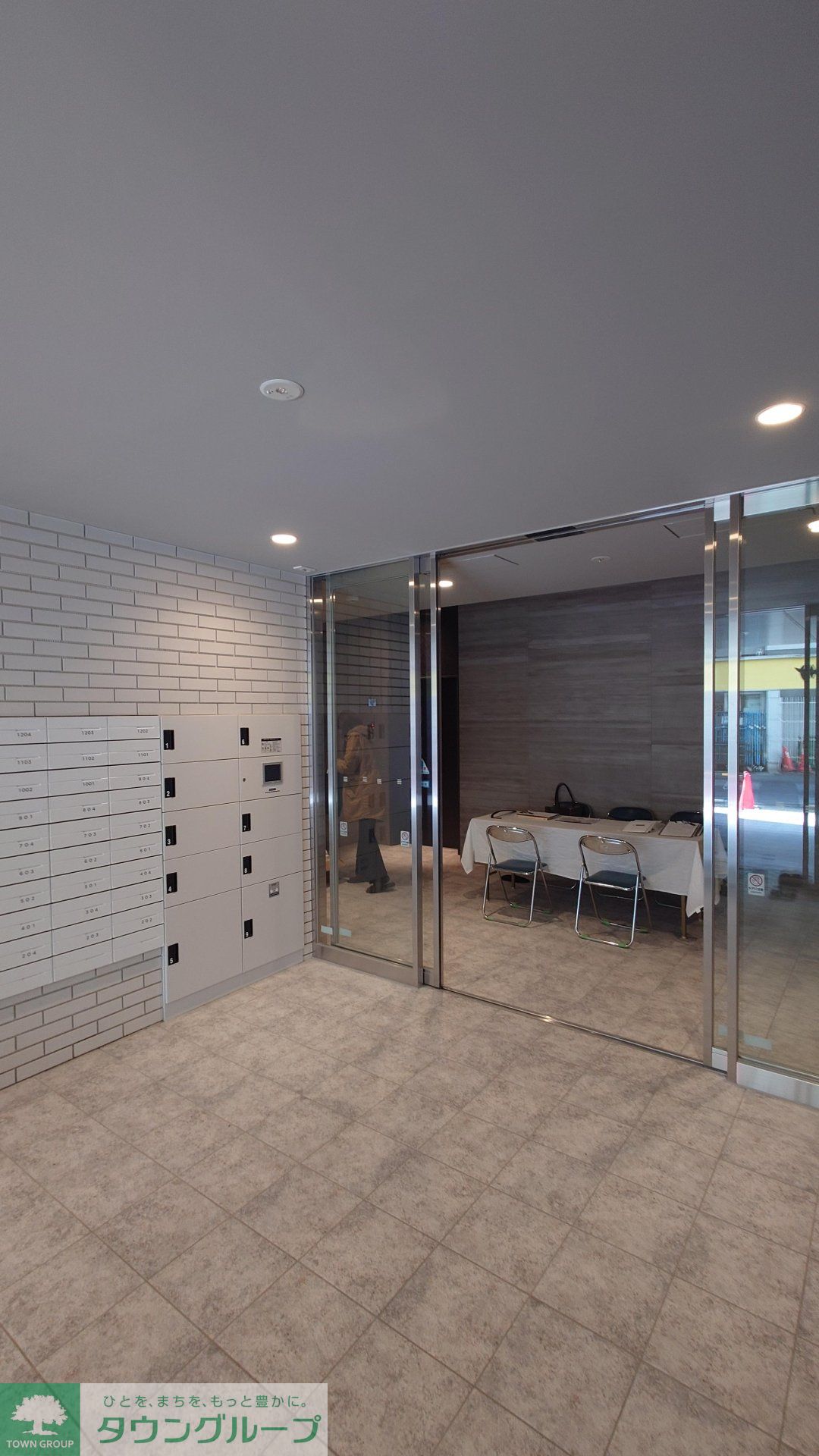 建物エントランス