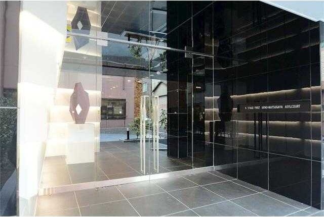 建物エントランス