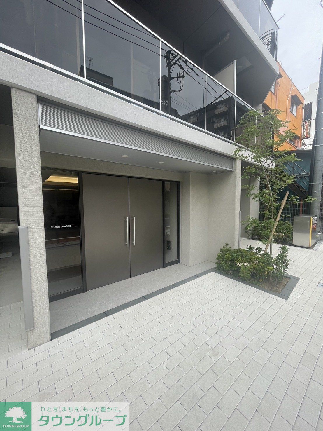 建物エントランス