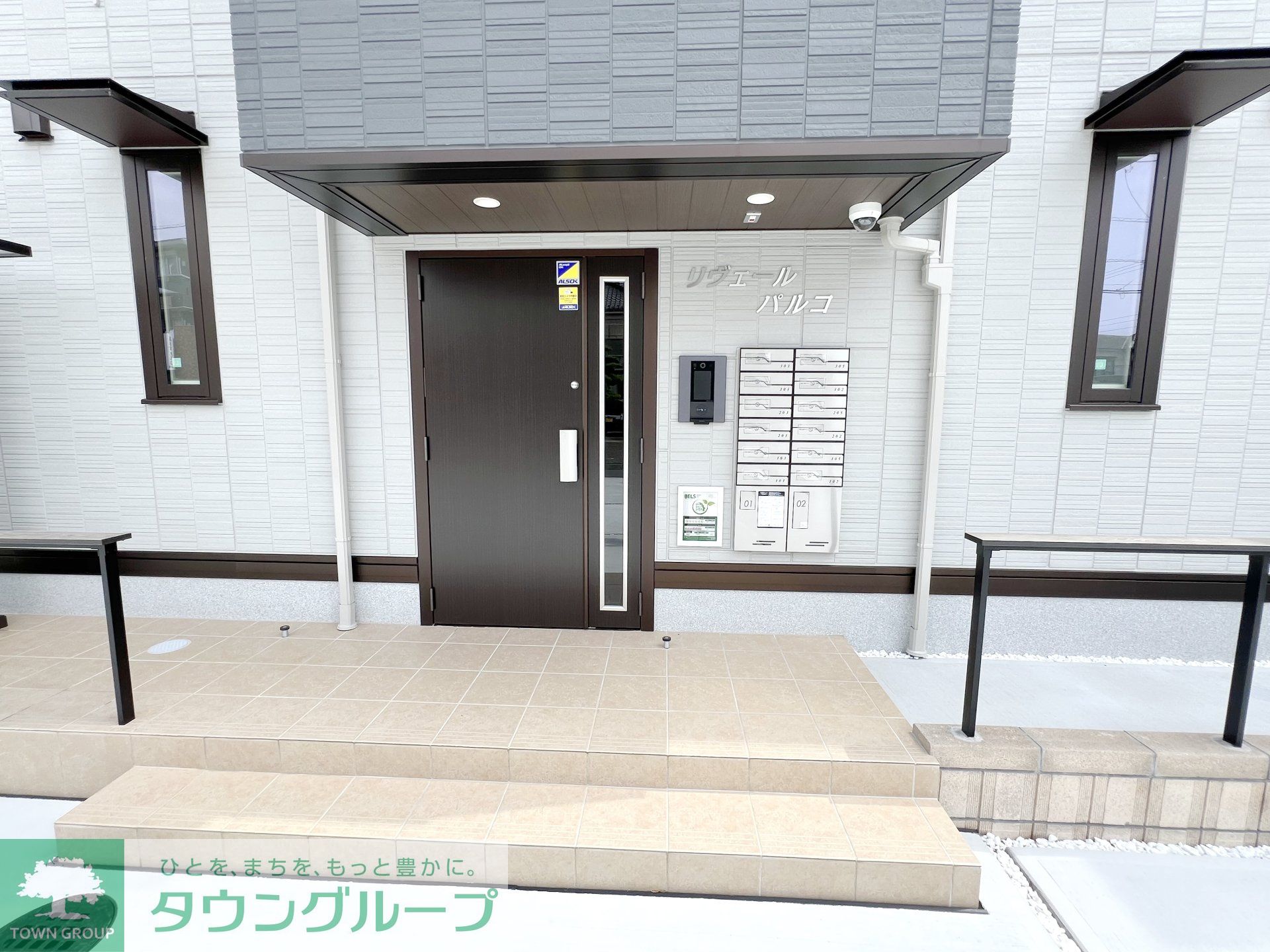 建物エントランス