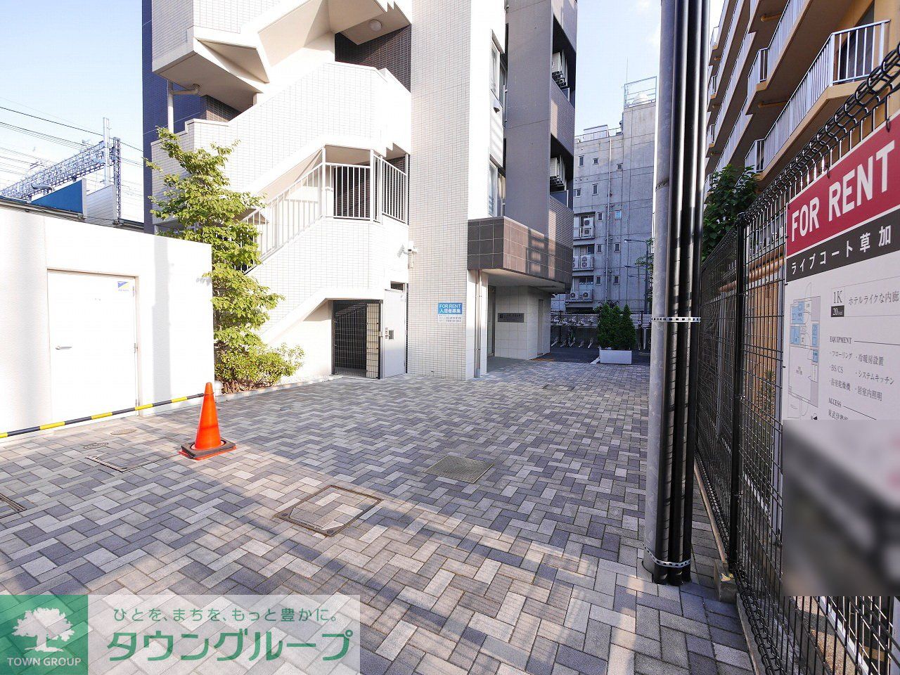 建物エントランス