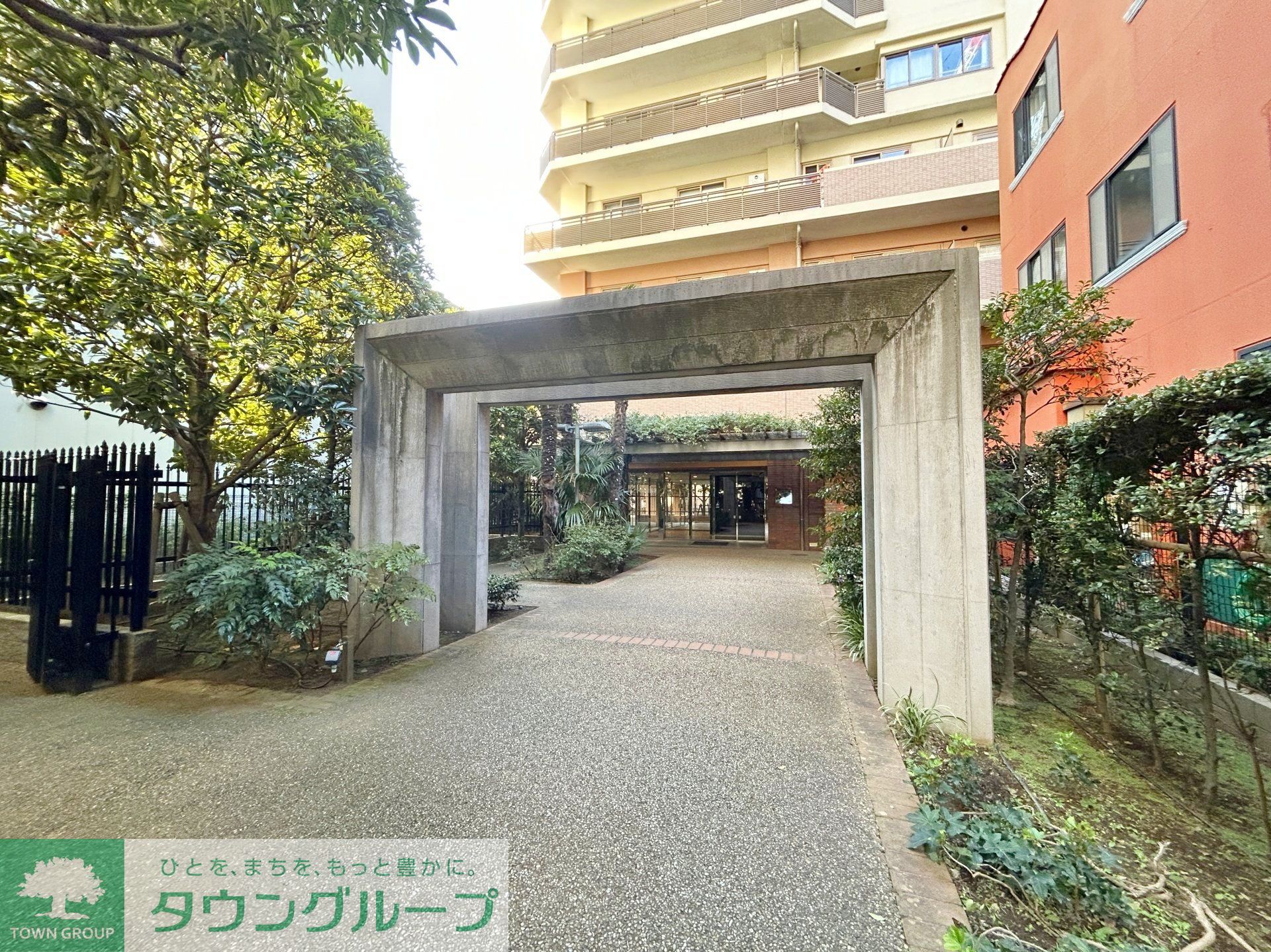 建物エントランス