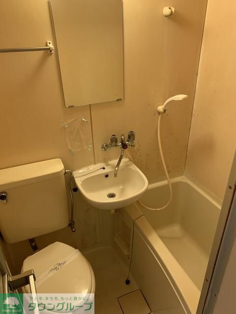 シャワールーム