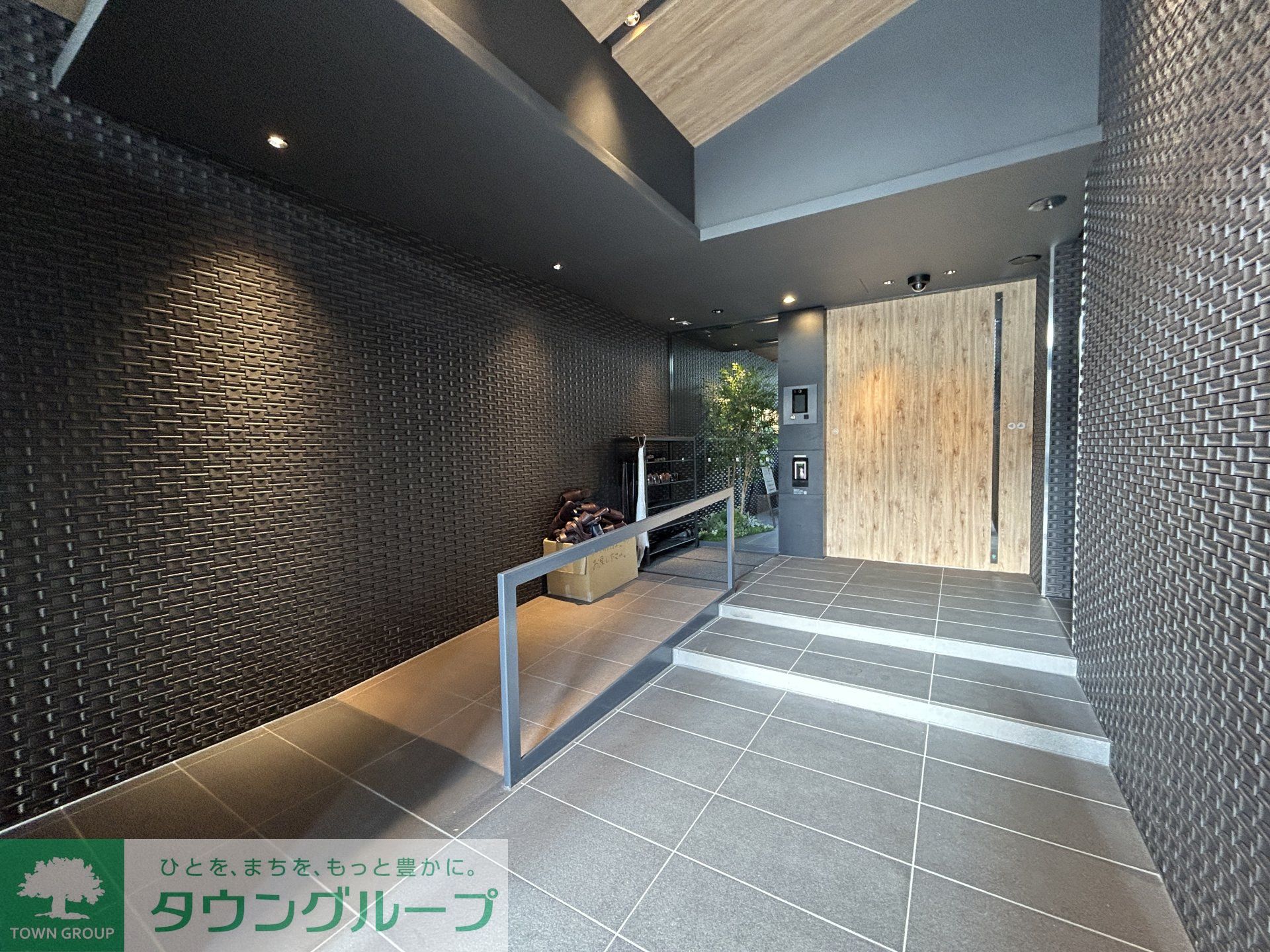 建物エントランス