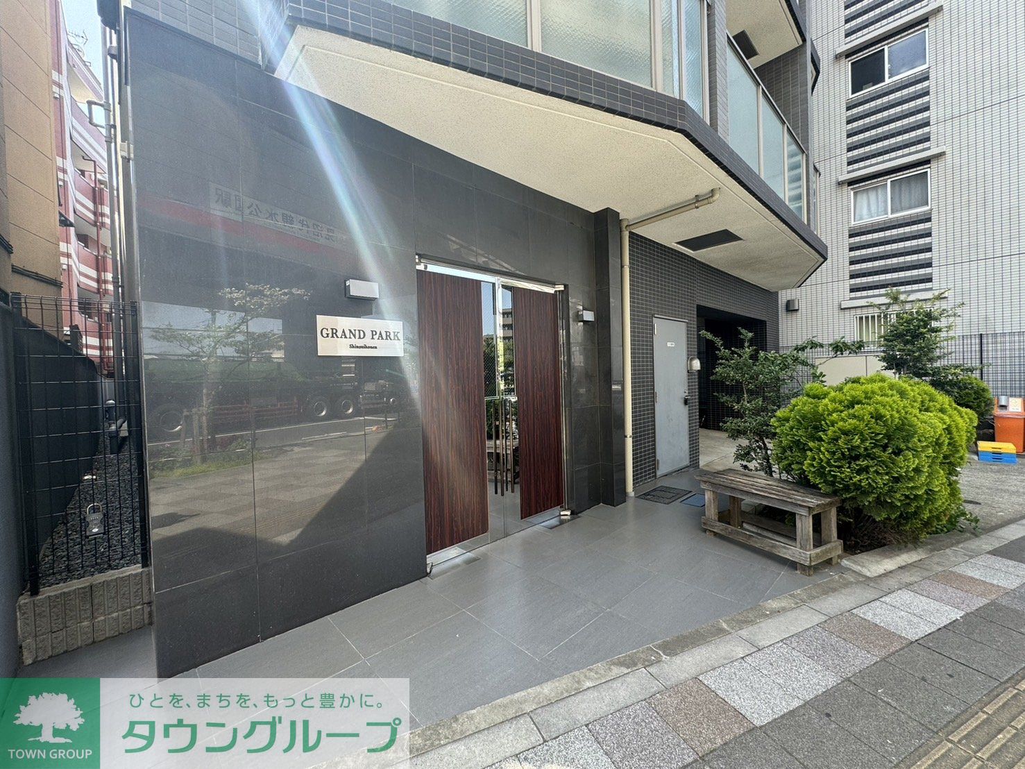 建物エントランス