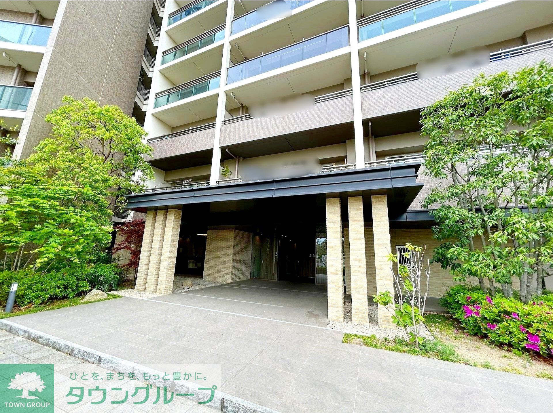 建物エントランス