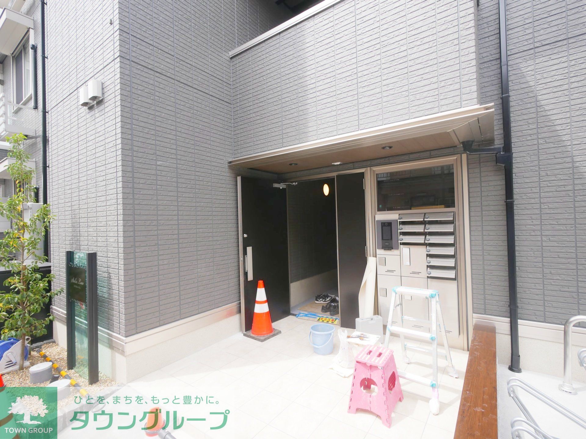 建物エントランス