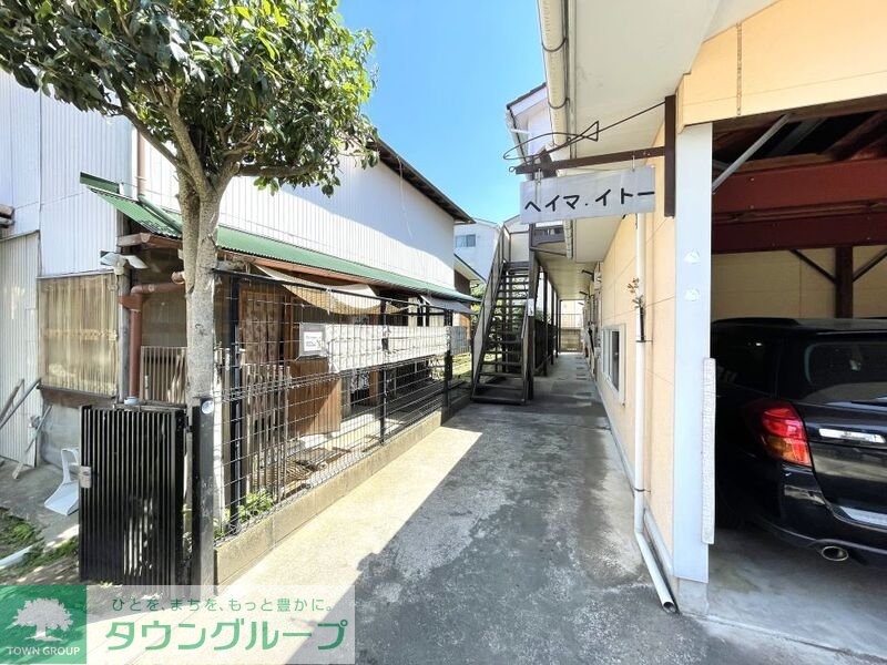建物エントランス