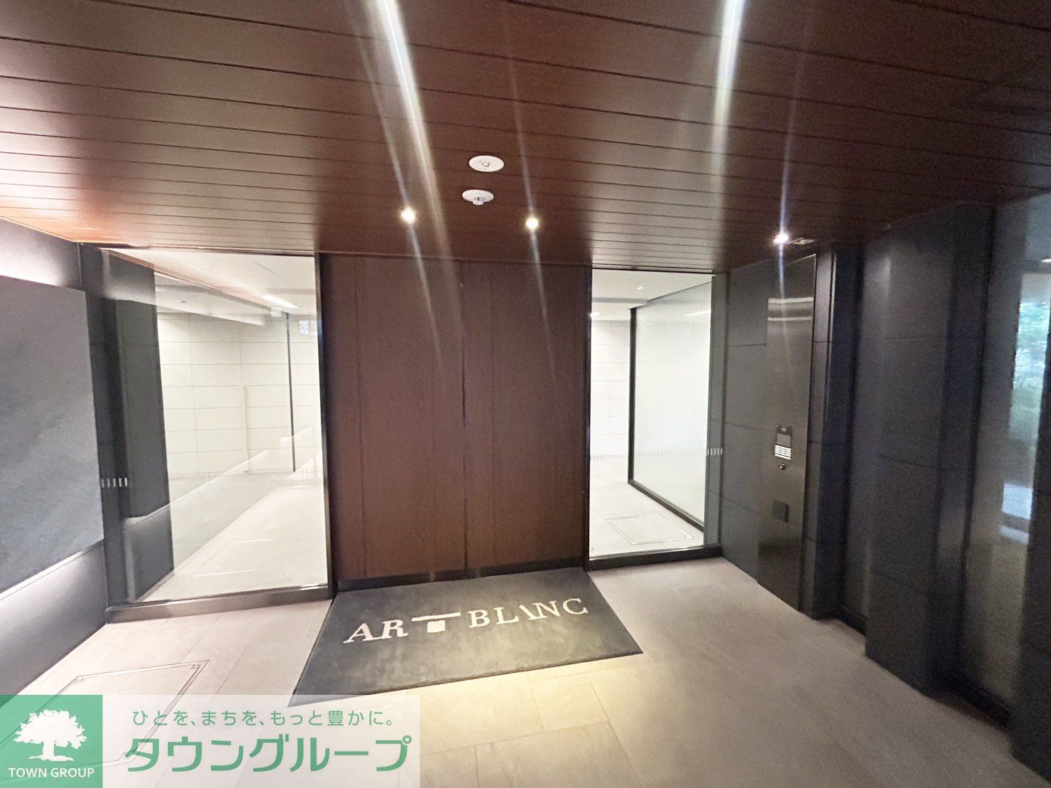 建物エントランス