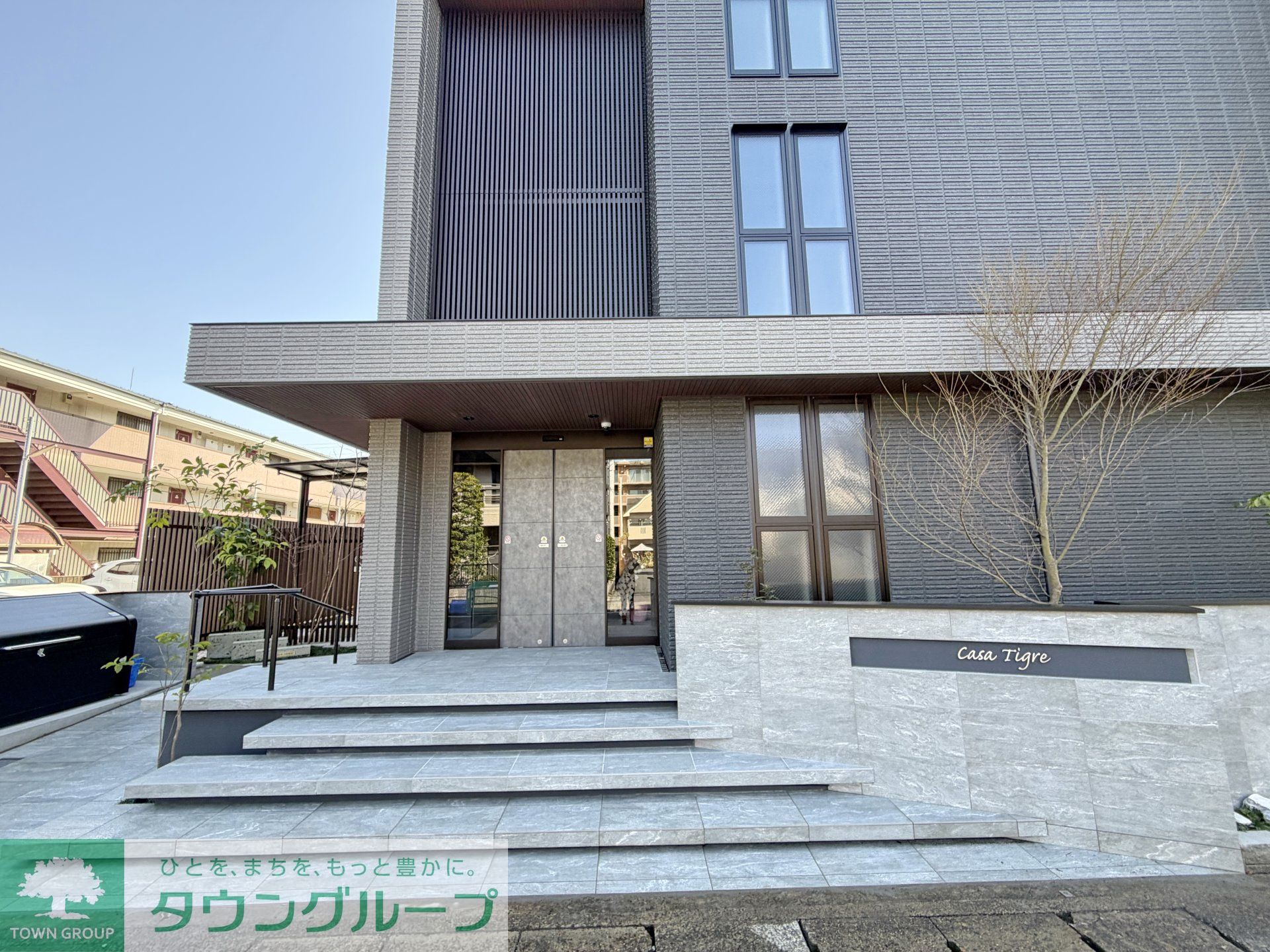 建物エントランス