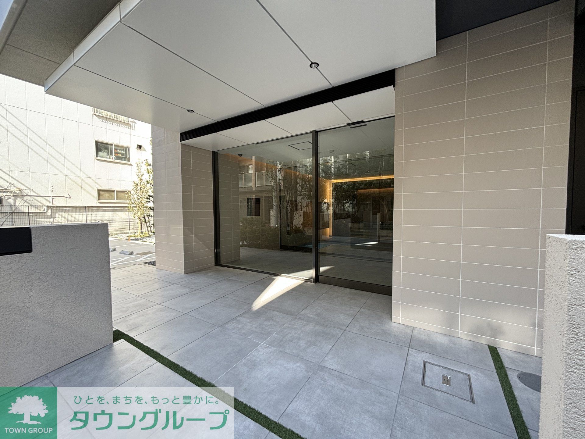 建物エントランス