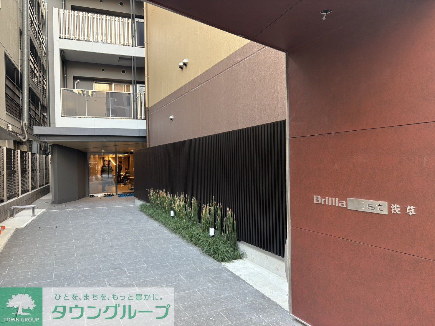 建物エントランス