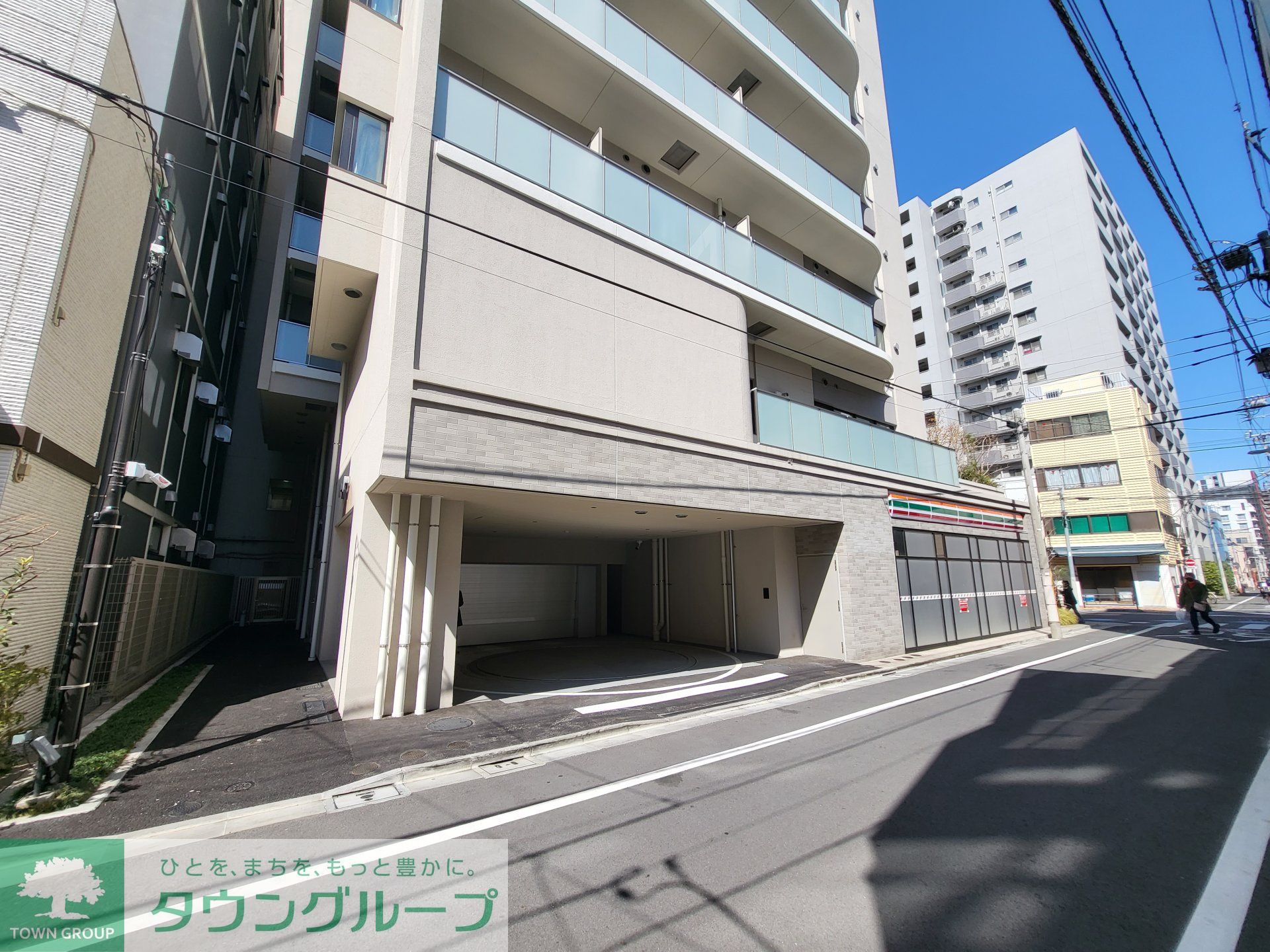 建物エントランス