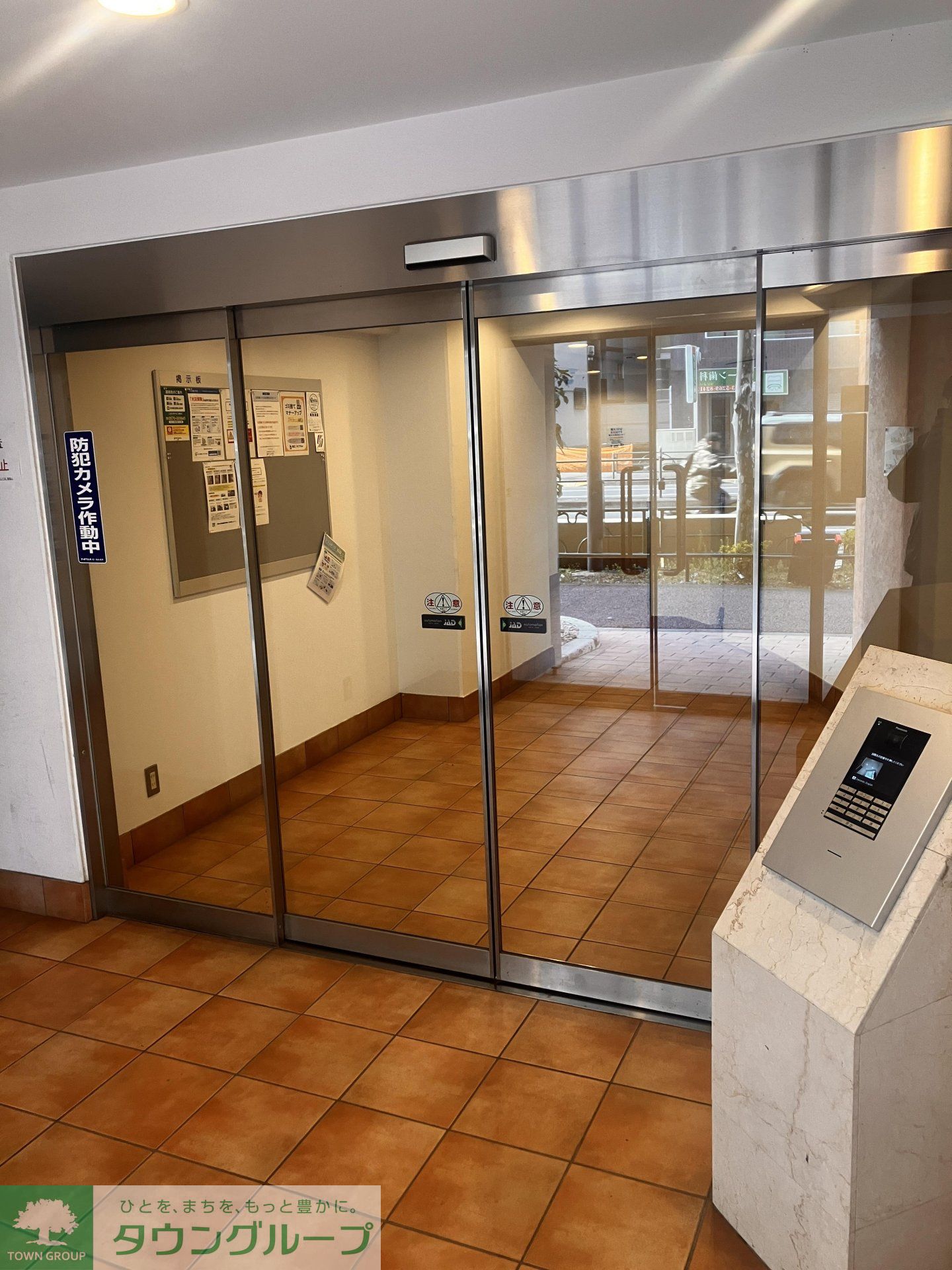 建物エントランス