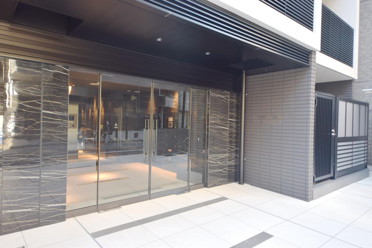 建物エントランス