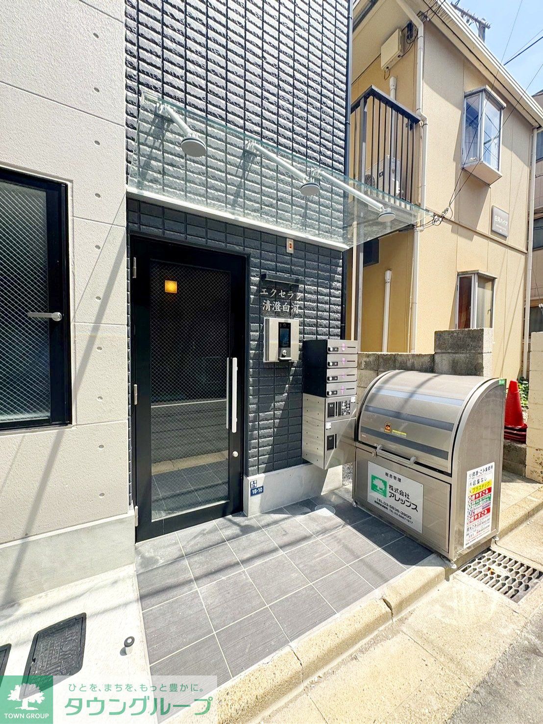 建物エントランス